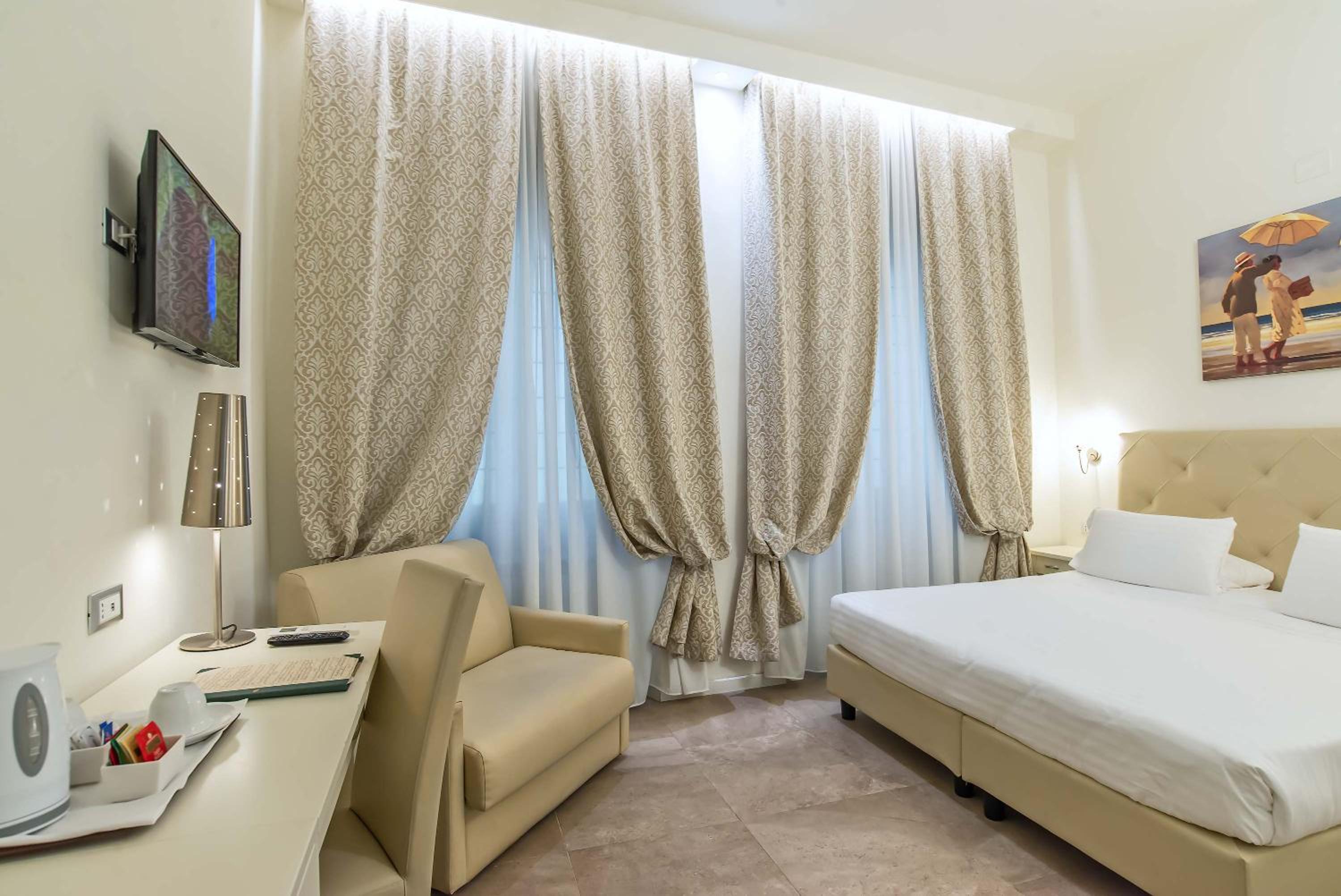Double or Twin Room photo 1