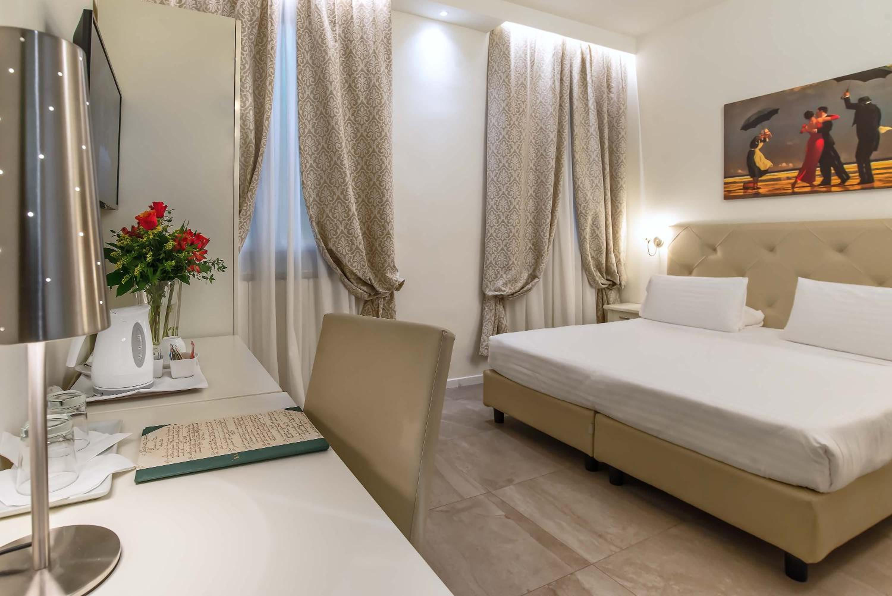 Double or Twin Room photo 2