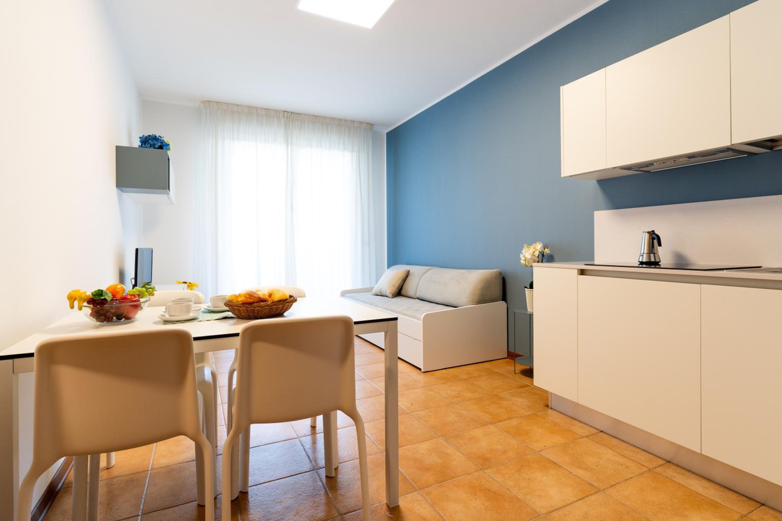 Apartment - Ground Floor photo 3
