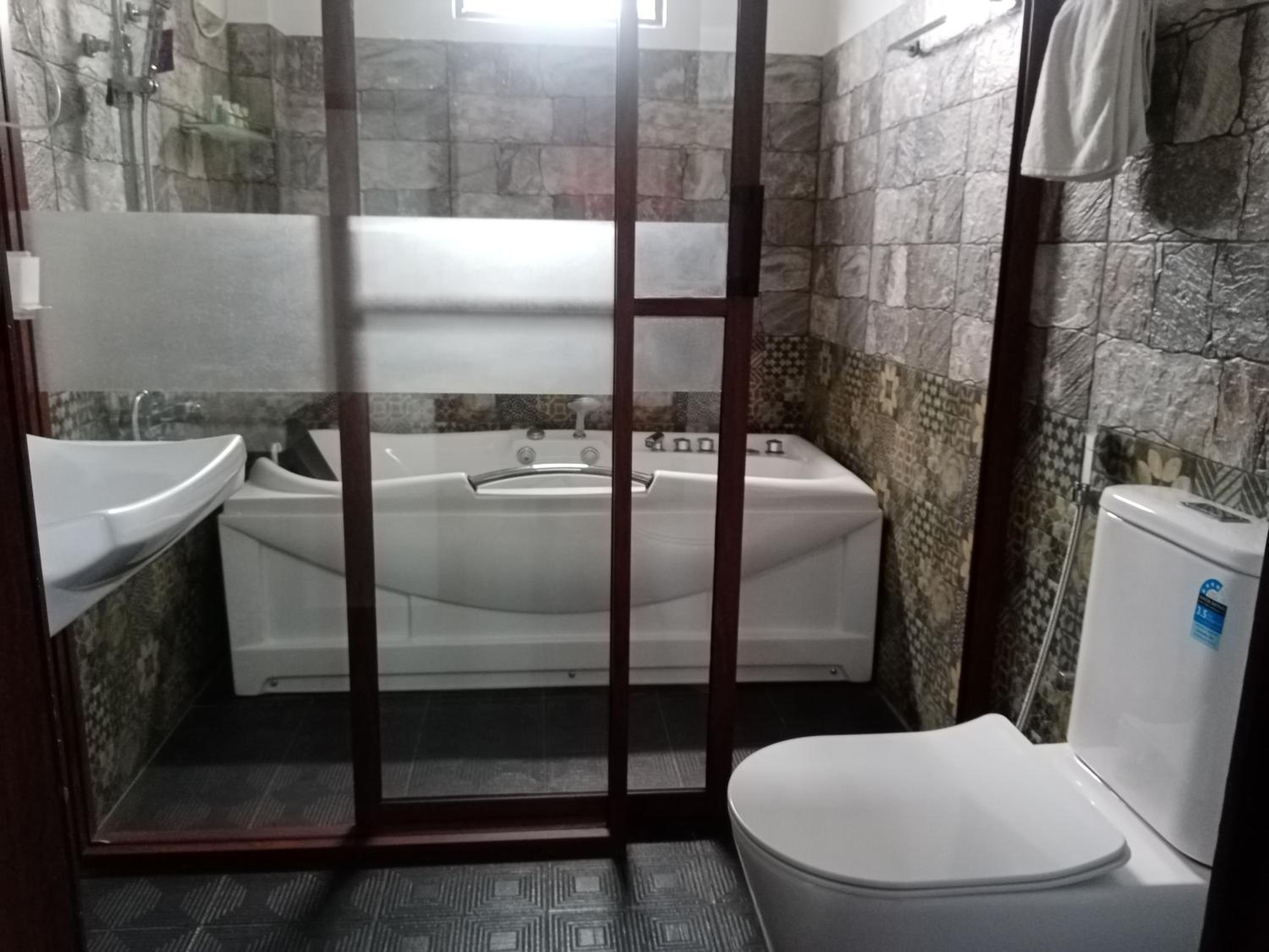 Deluxe Double Room With Balcony photo 2