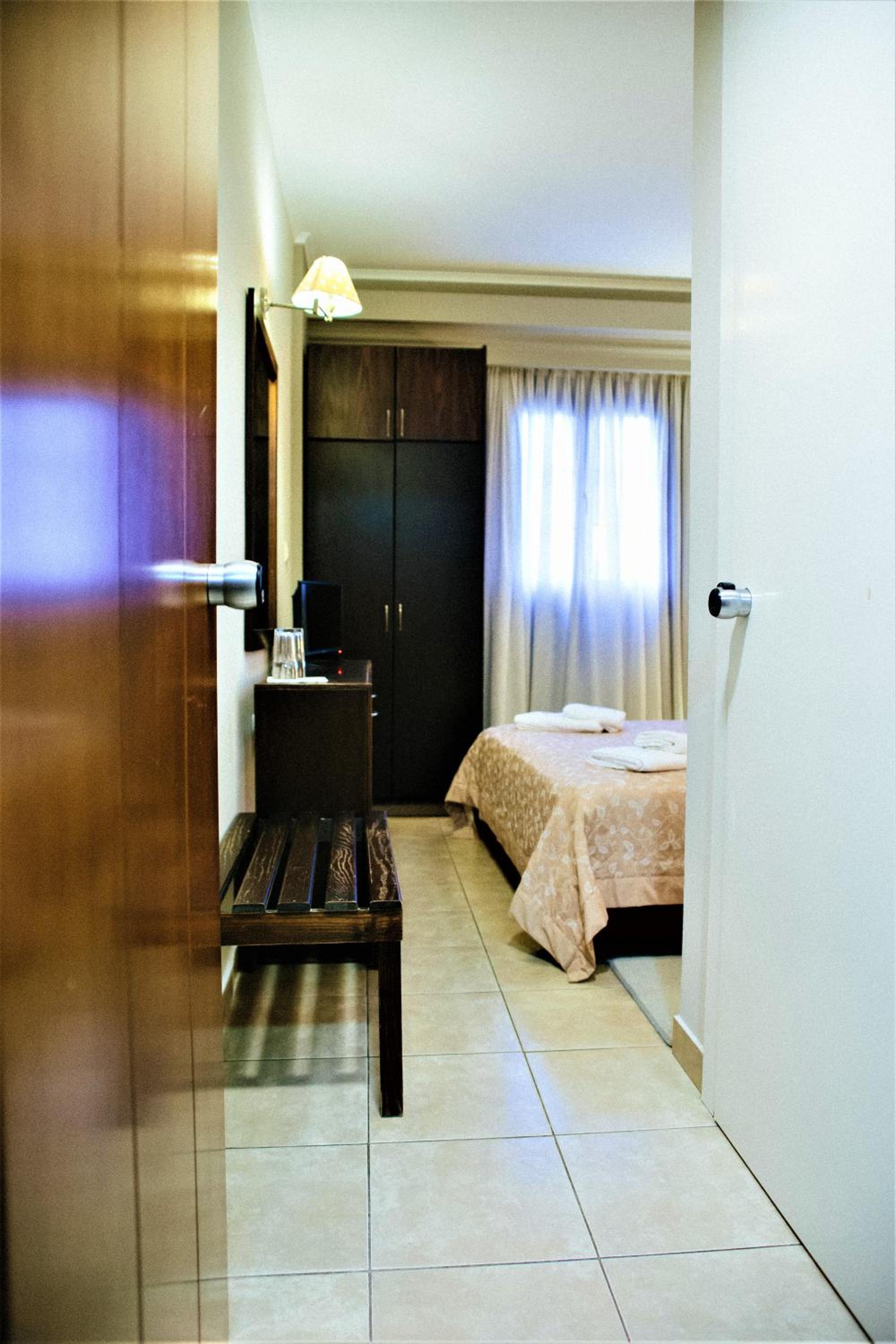 Economy Double or Twin Room - Photo 10
