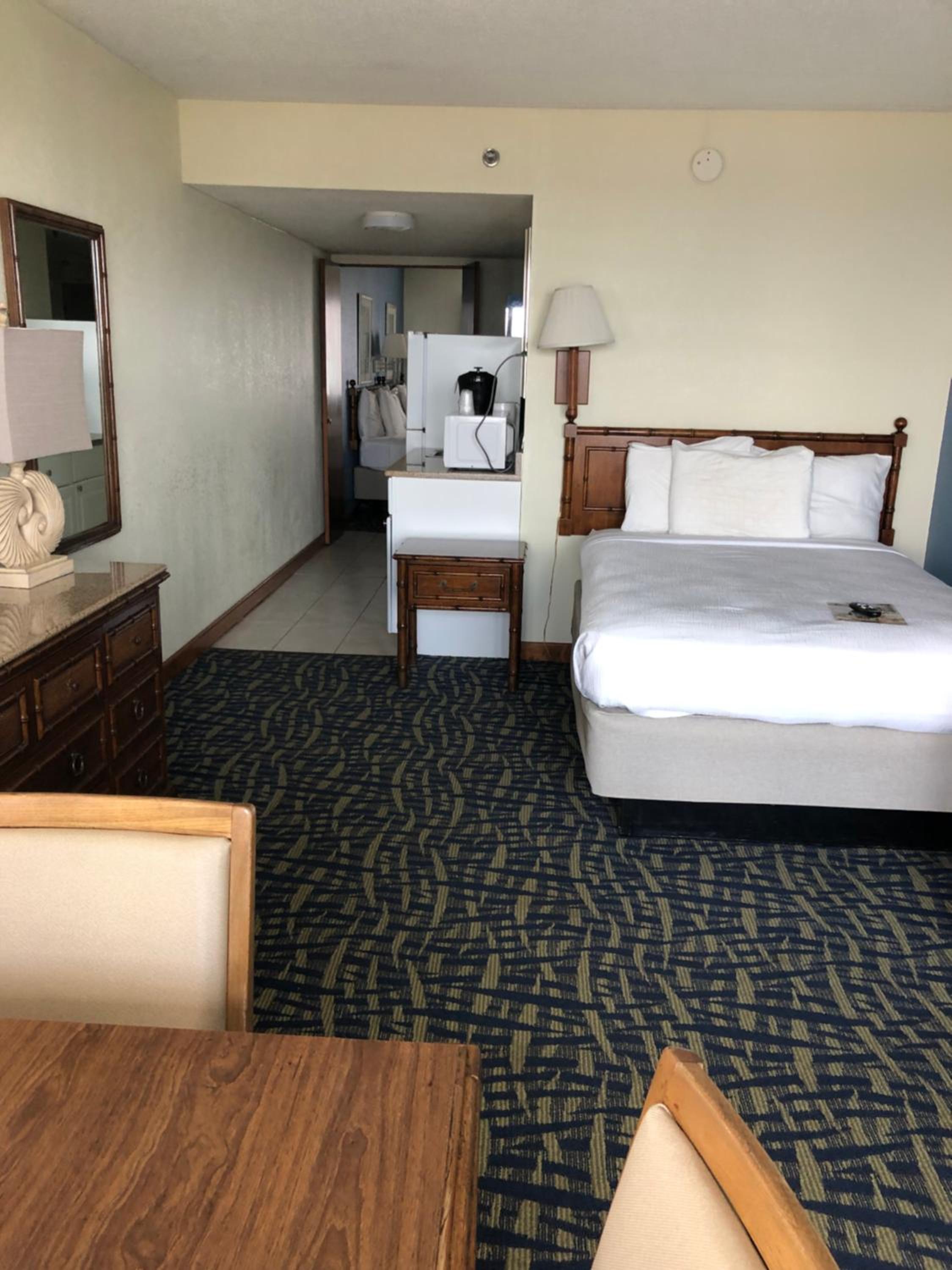 Family Room with multiple Bedrooms- Oceanfront - Shared Deck