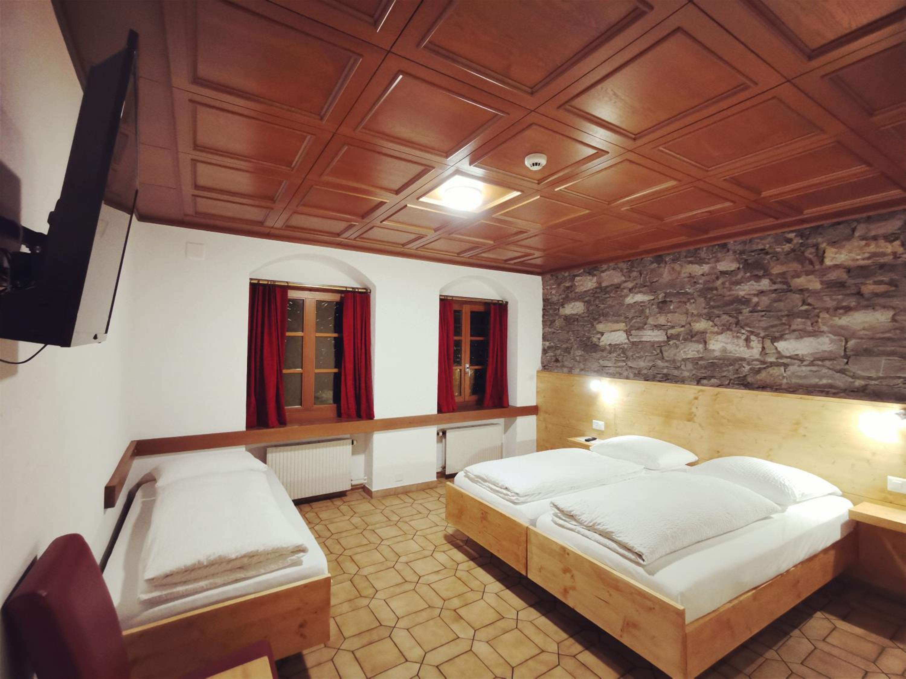 Basic Triple Room - Photo 3