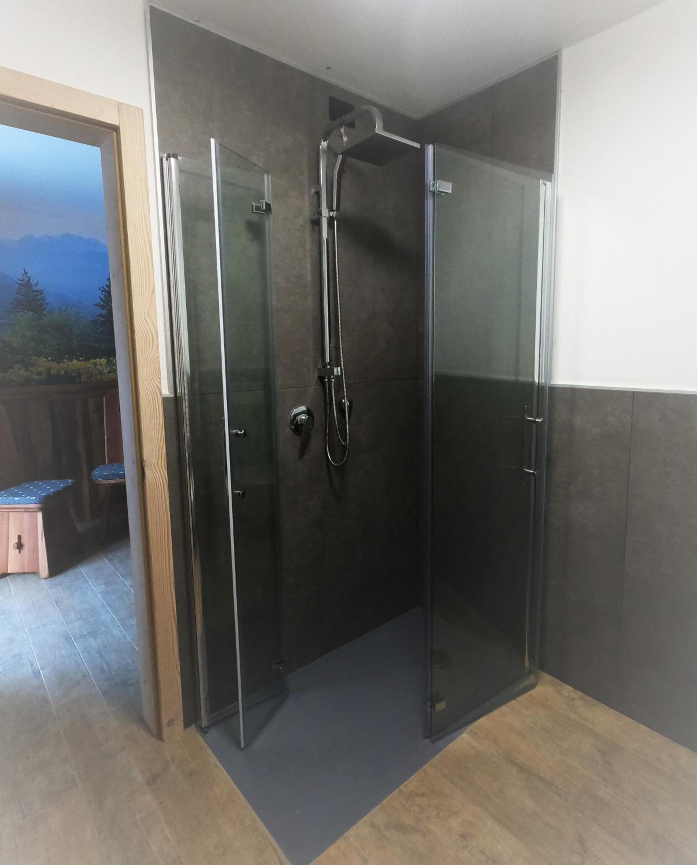 Superior Quadruple Room photo 2