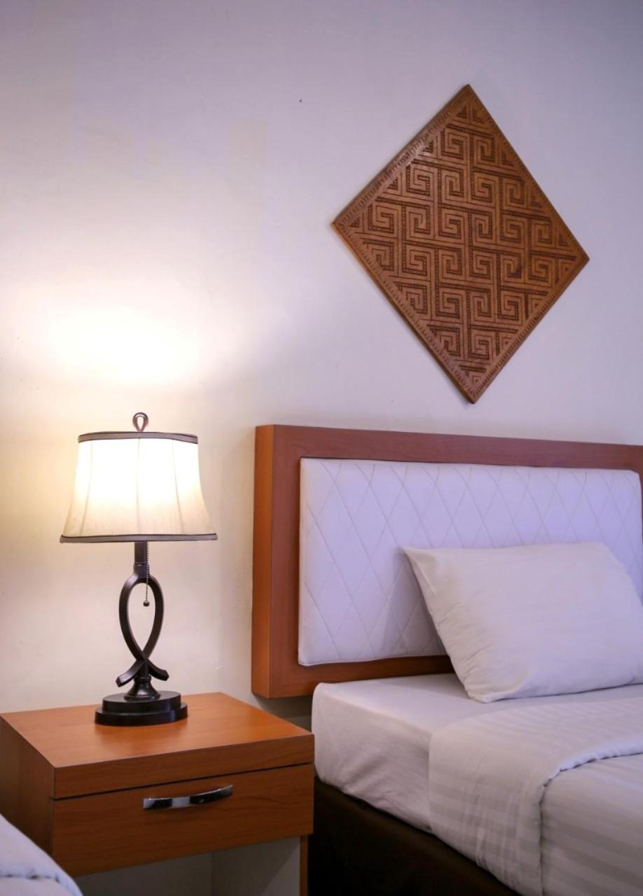 Deluxe Room - Photo 3