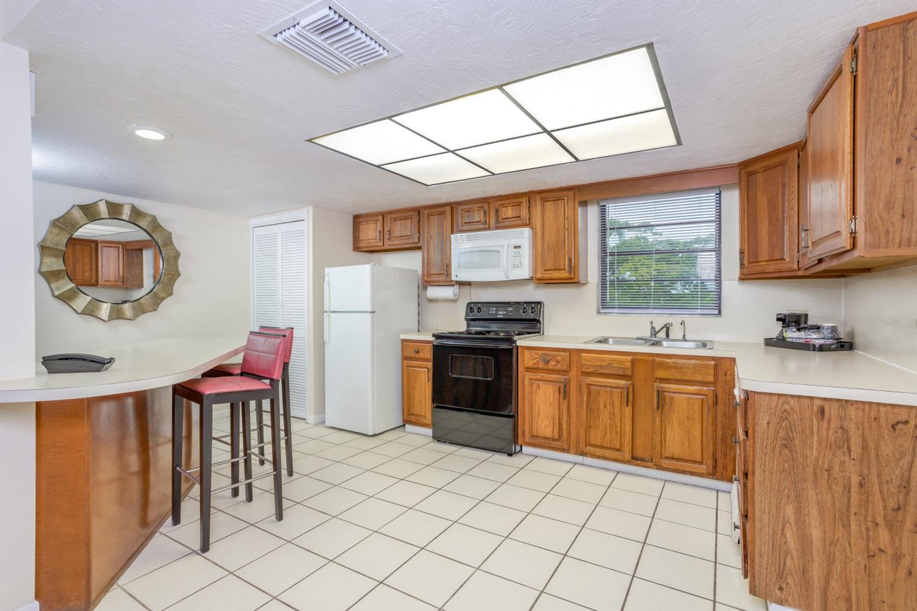 Two-Bedroom Suite photo 2