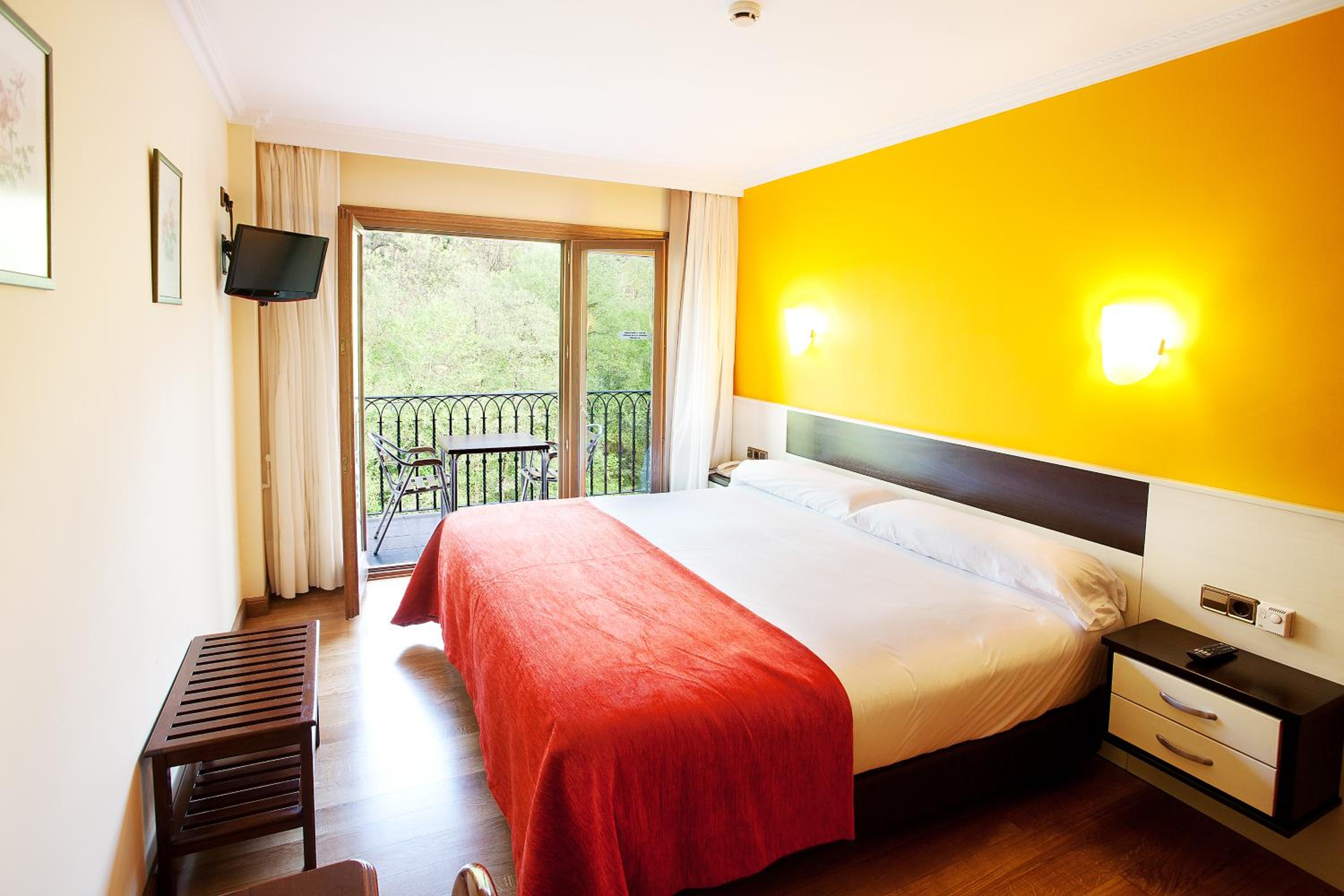 Double Room with Terrace - Photo 7