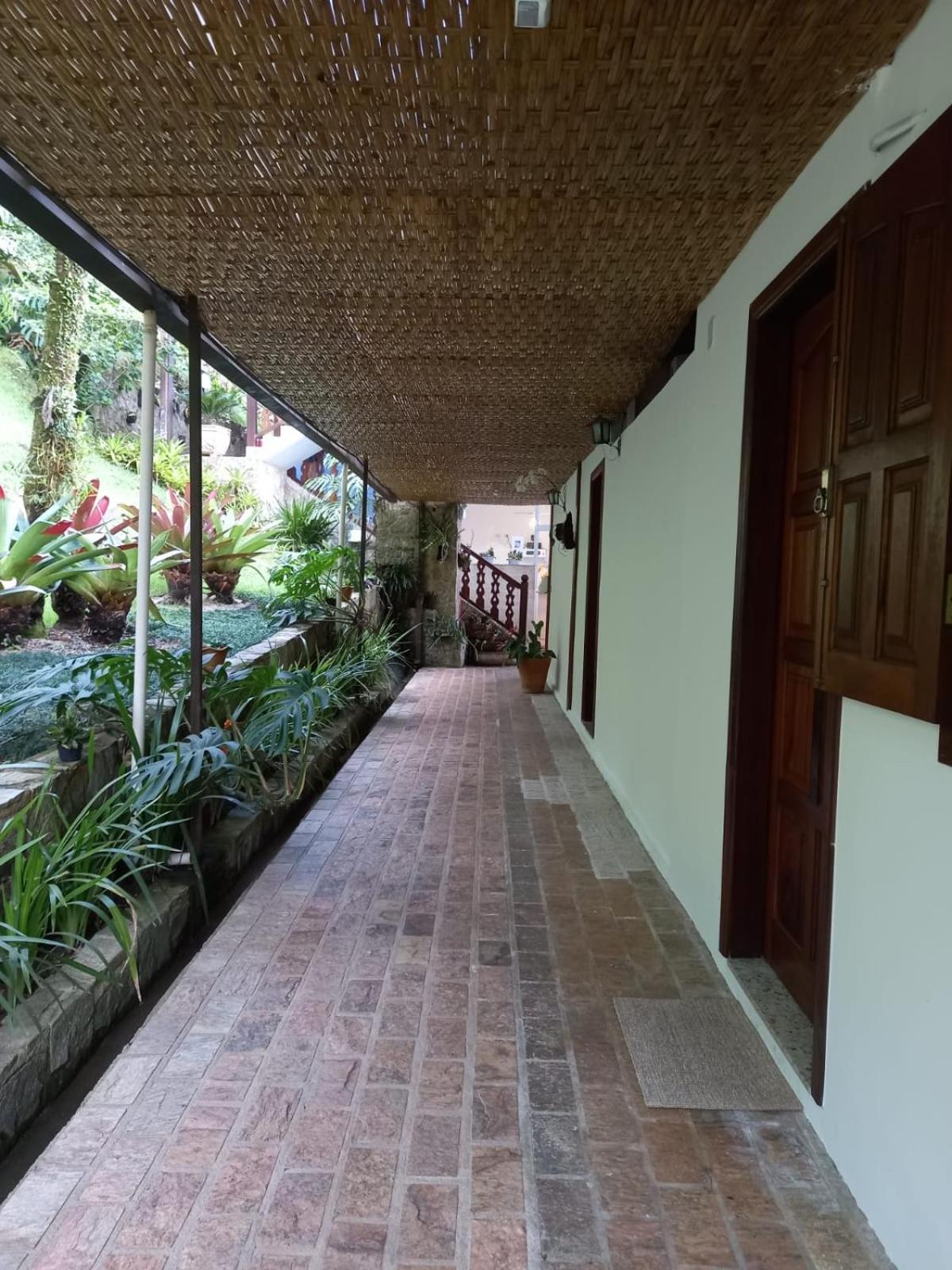 Double Room with Garden View - Photo 7