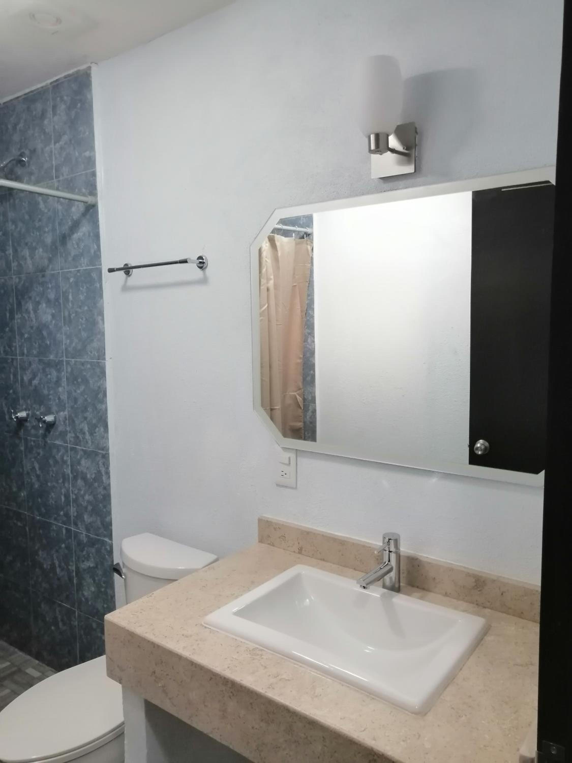 Deluxe Room - Photo 3