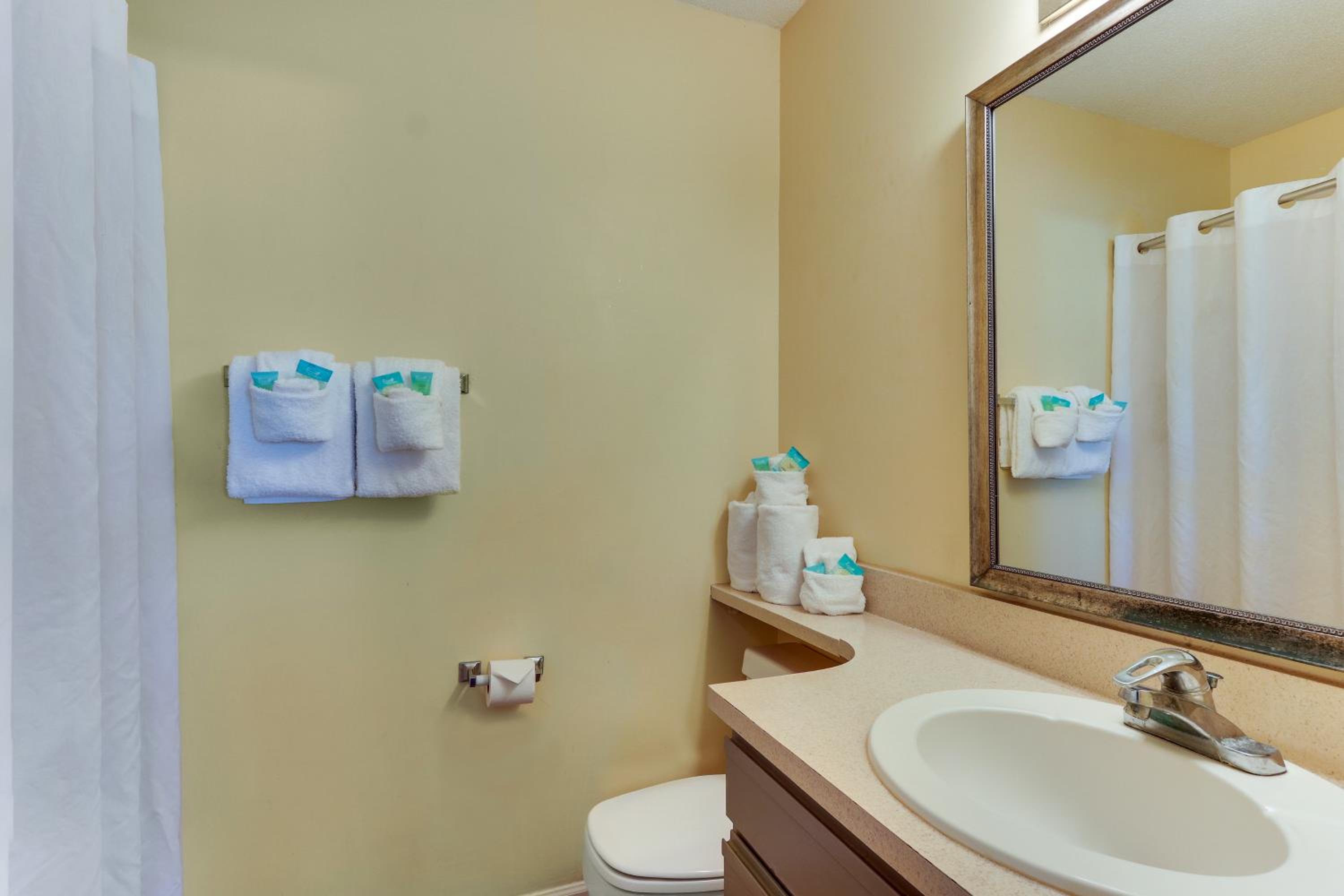 Double Suite with Two Double Beds - Photo 3