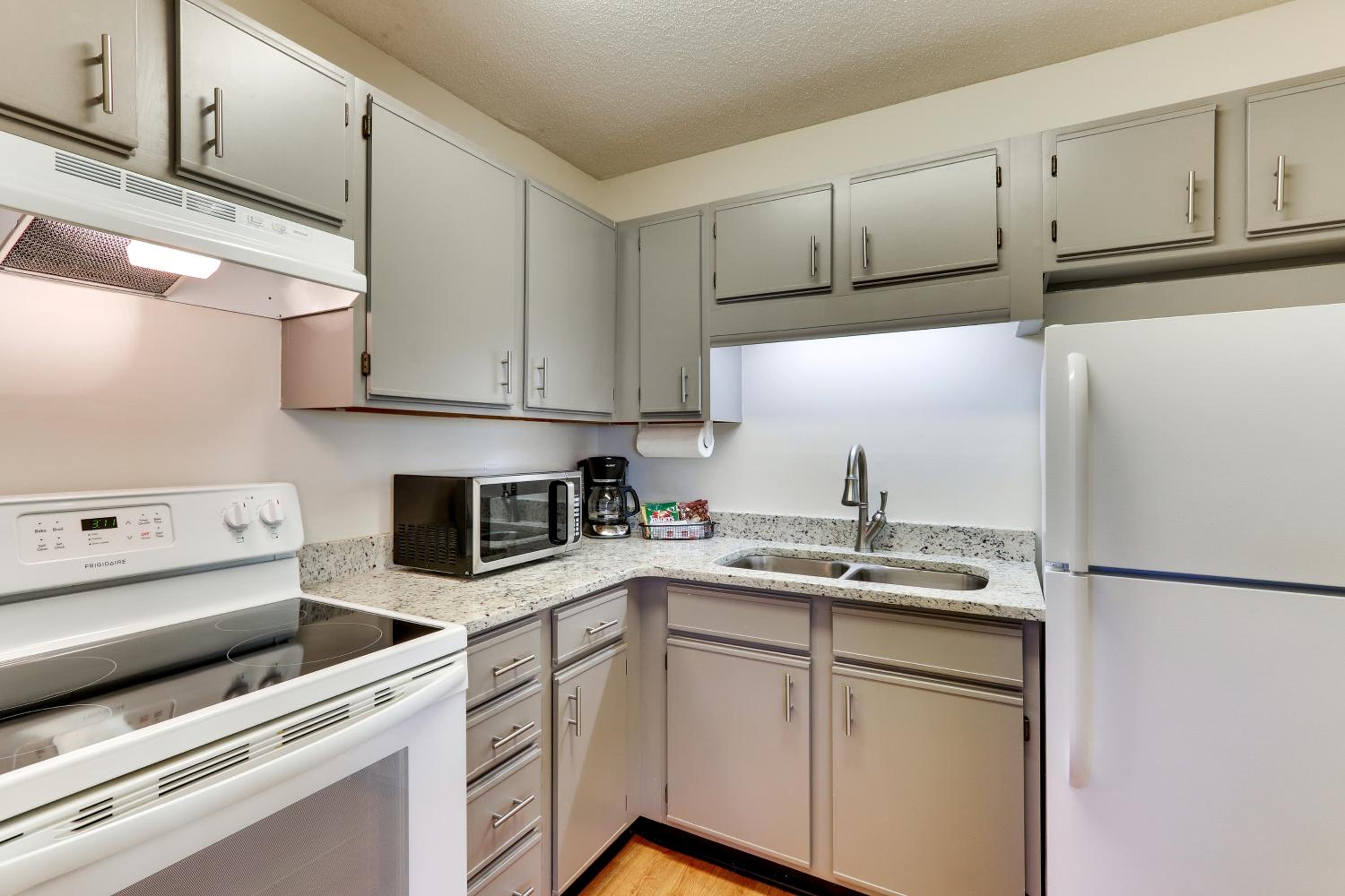 King Suite - Photo 5