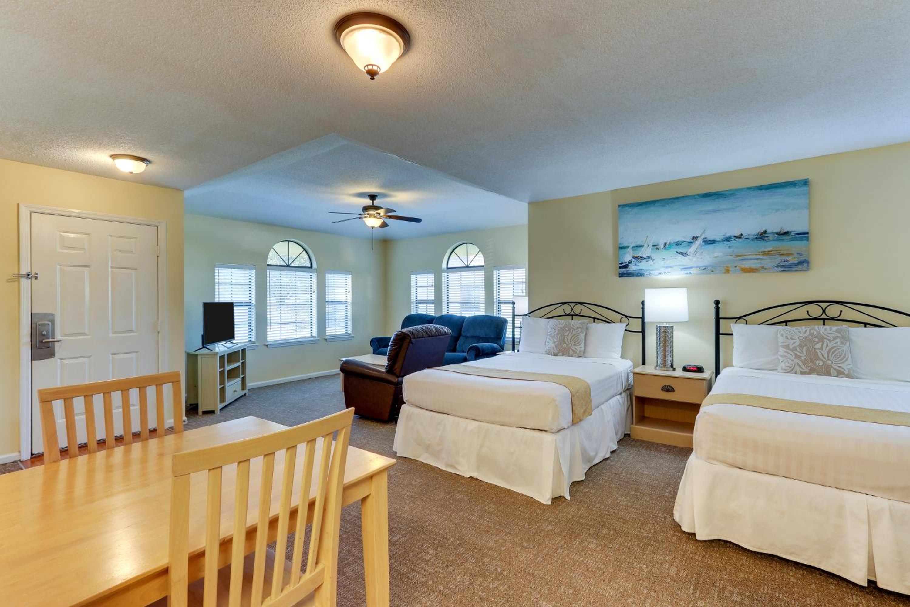 Double Suite with Two Double Beds - Photo 6