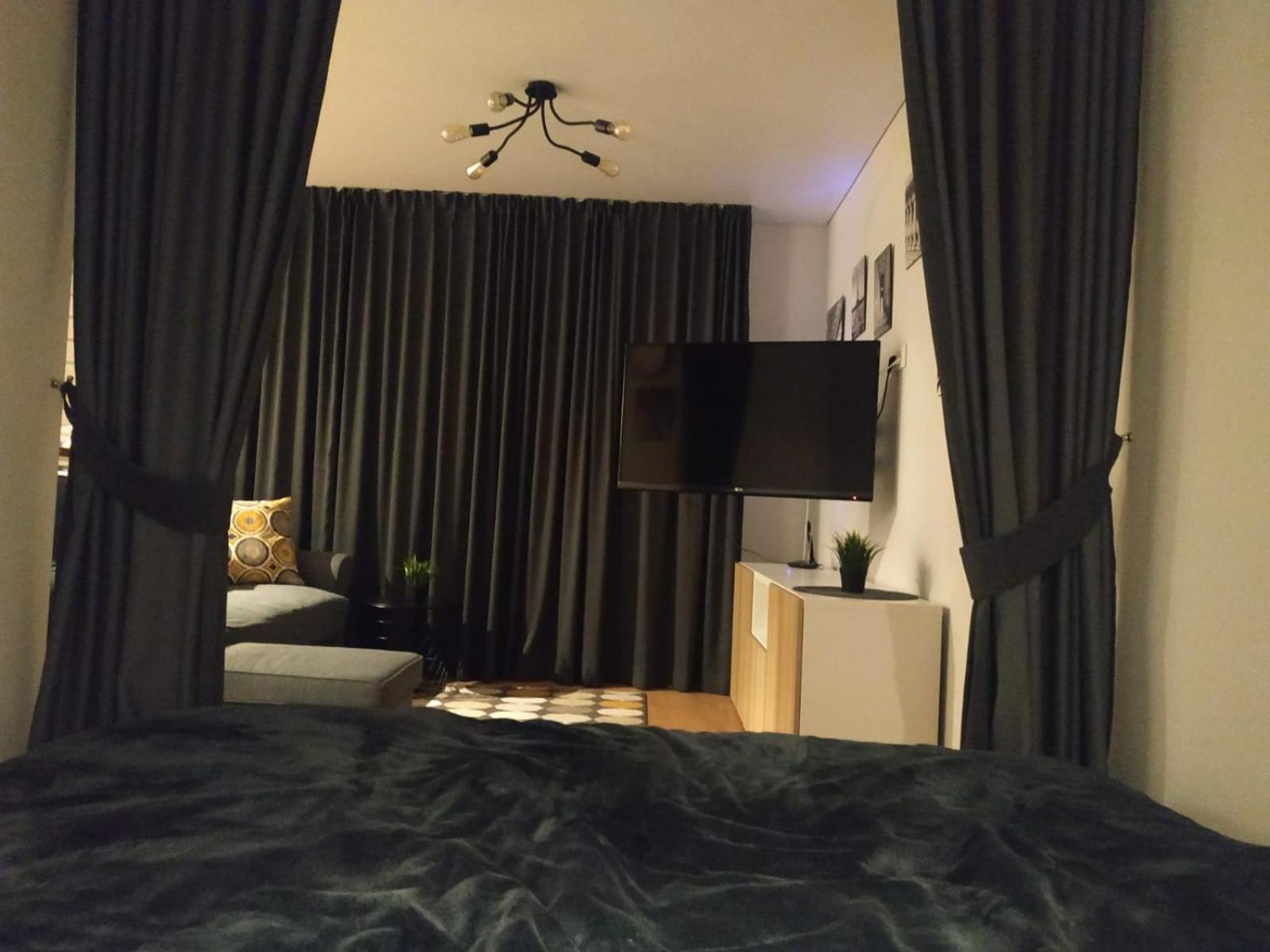 One-Bedroom Apartment - Photo 2