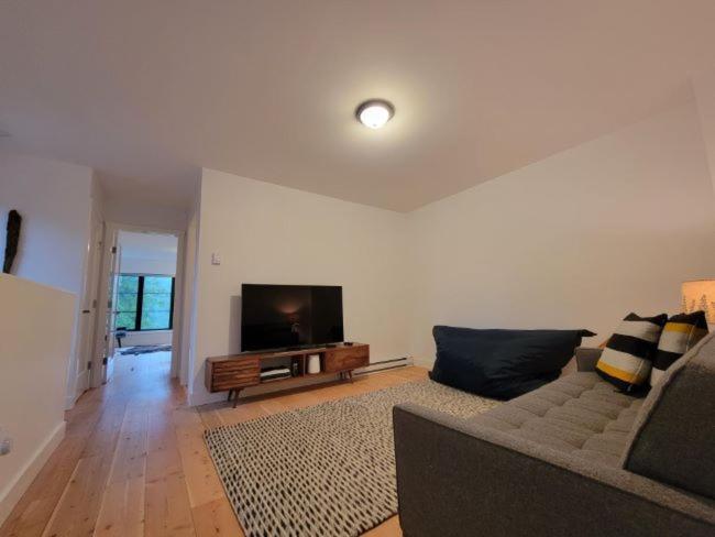 Three-Bedroom Cottage photo 1