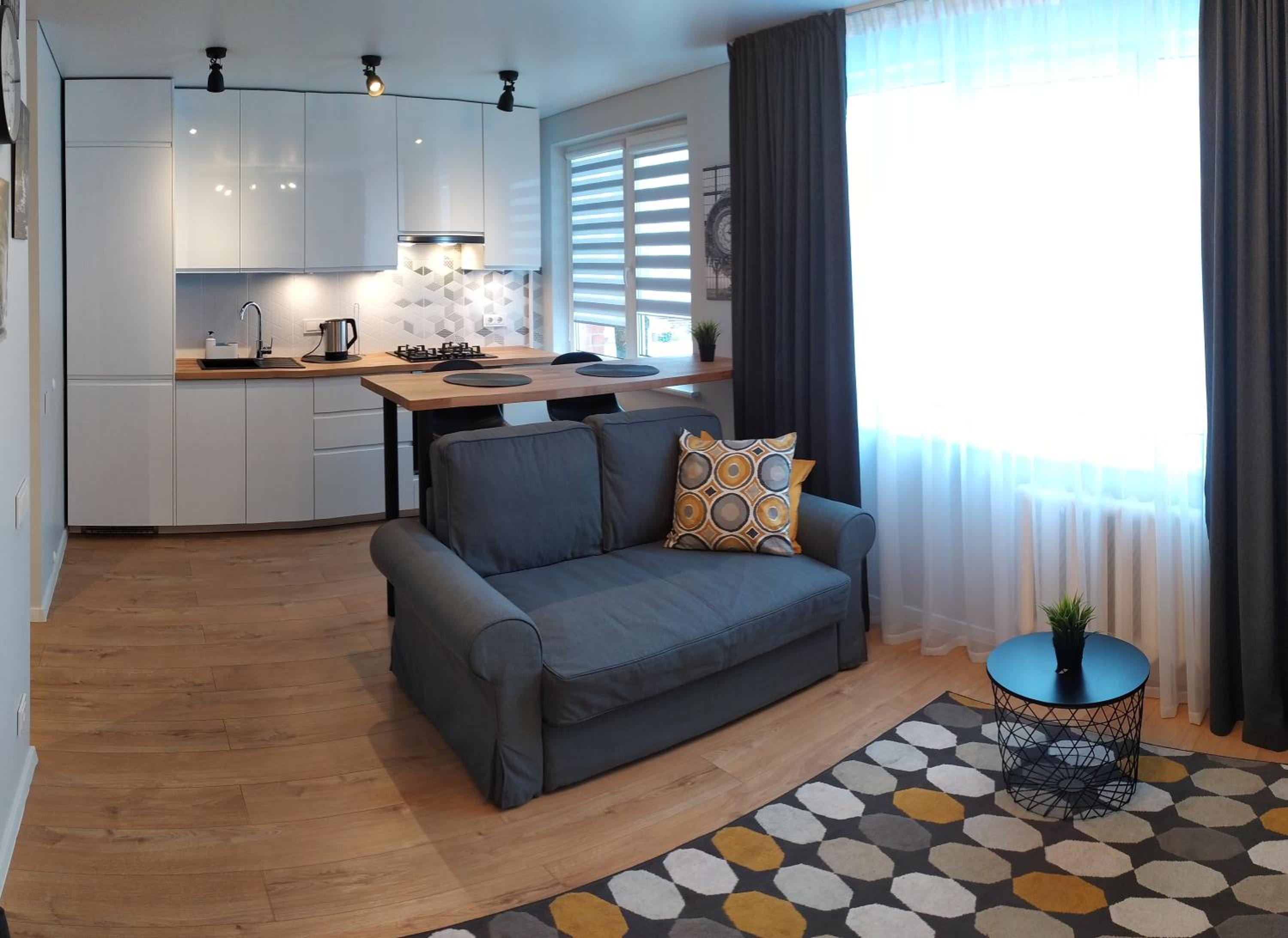 One-Bedroom Apartment - Photo 6