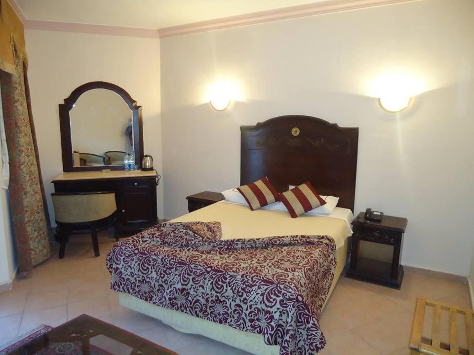 Single Room With Mountain View