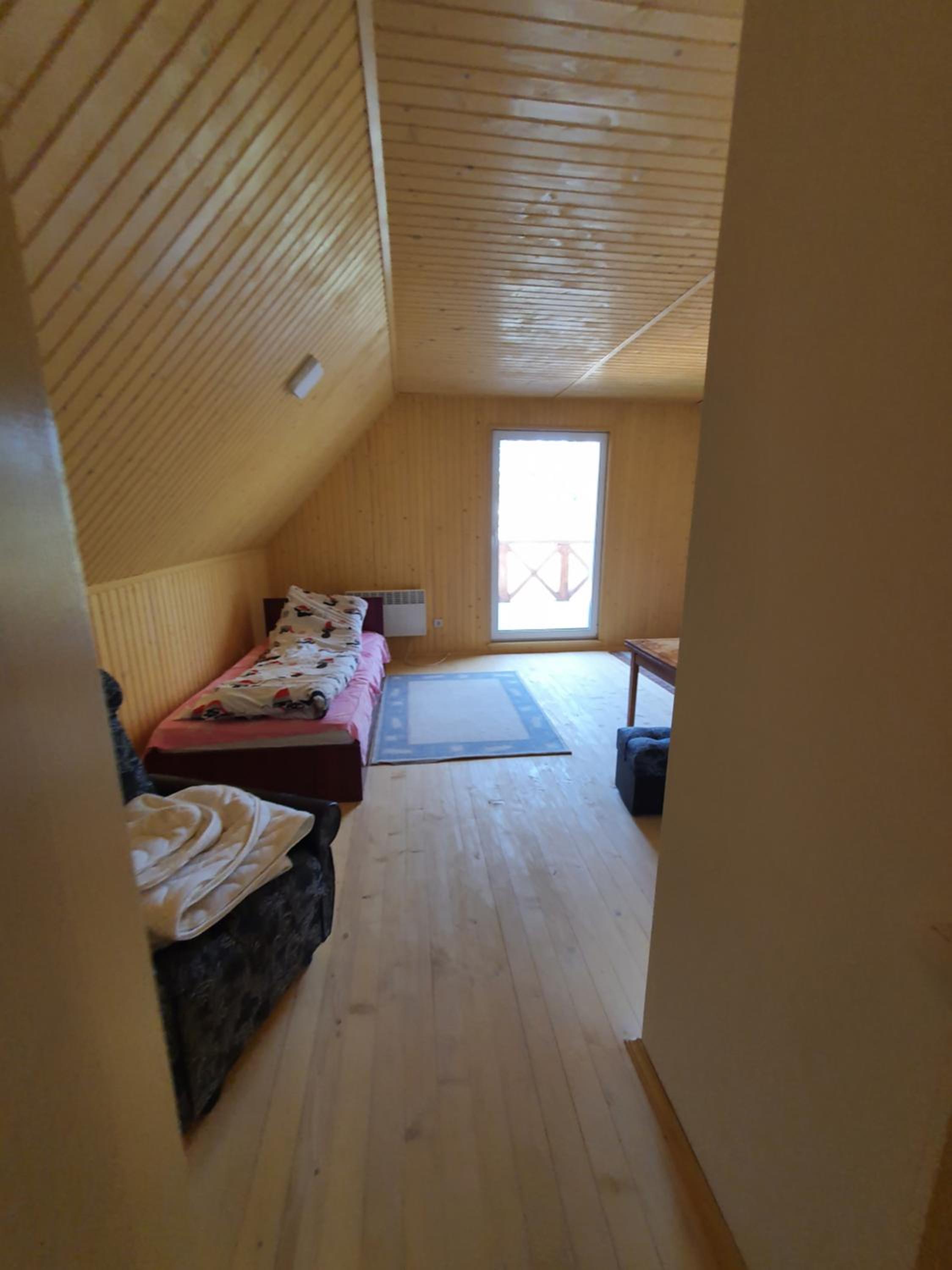 Three-Bedroom Chalet photo 1