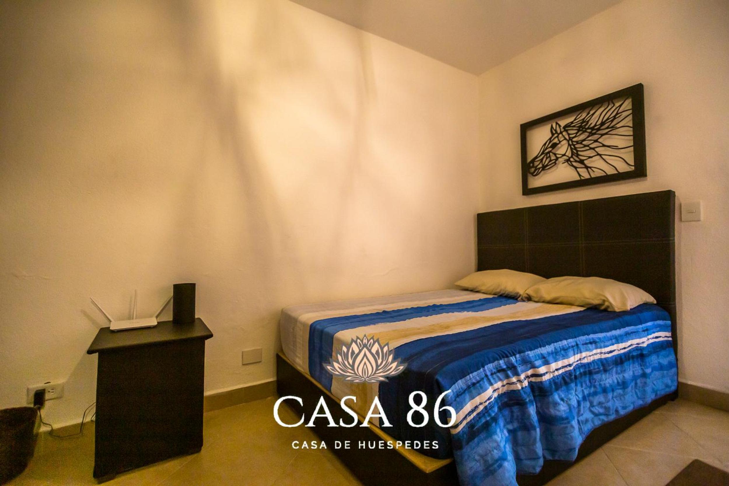 Deluxe Queen Room with Two Queen Beds photo 3