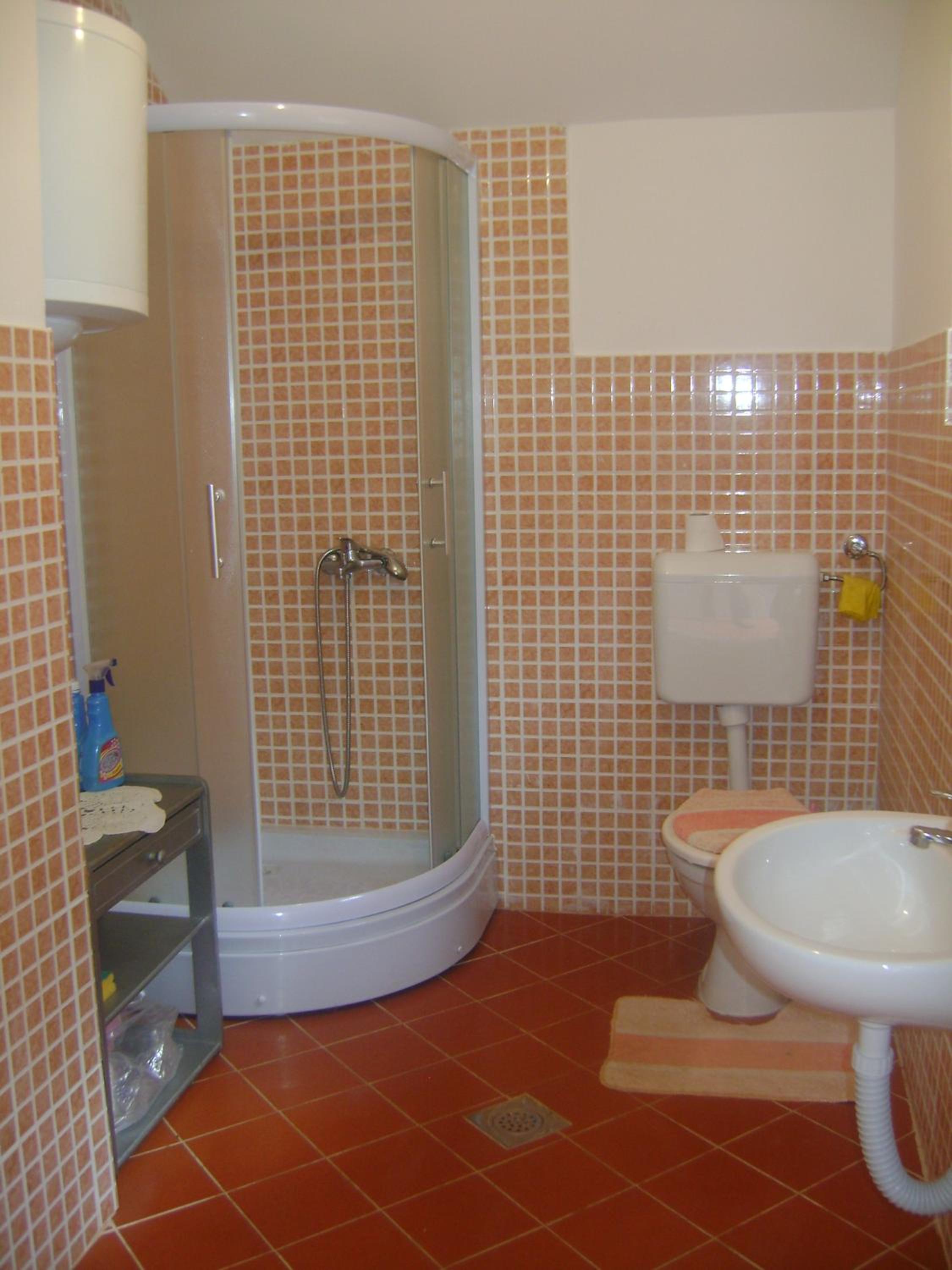 Triple Room With Shared Bathroom photo 2