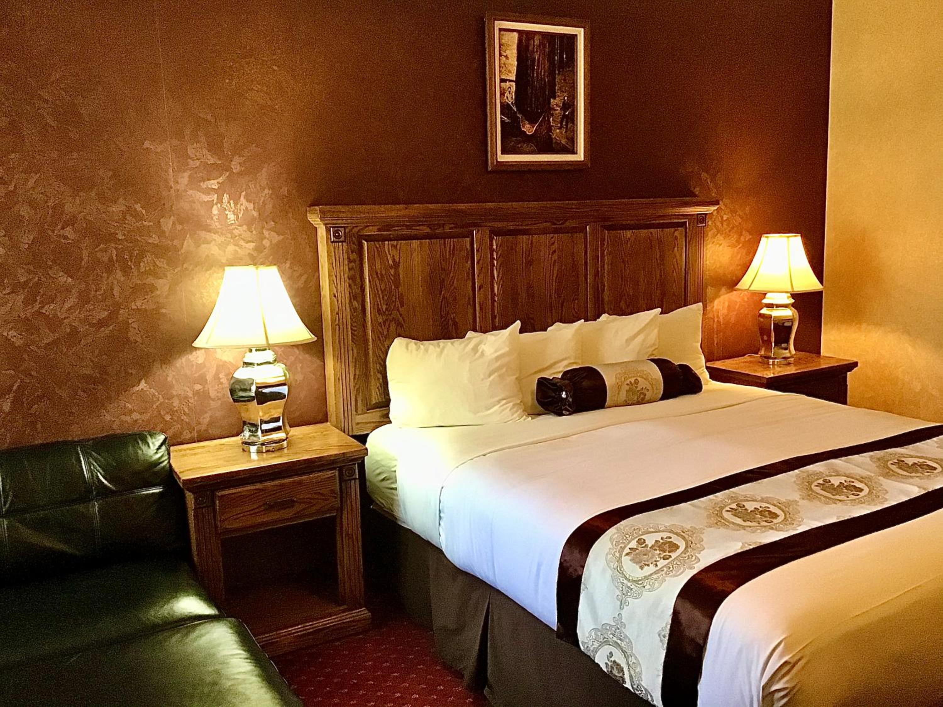King Room - Non-Smoking - Photo 1