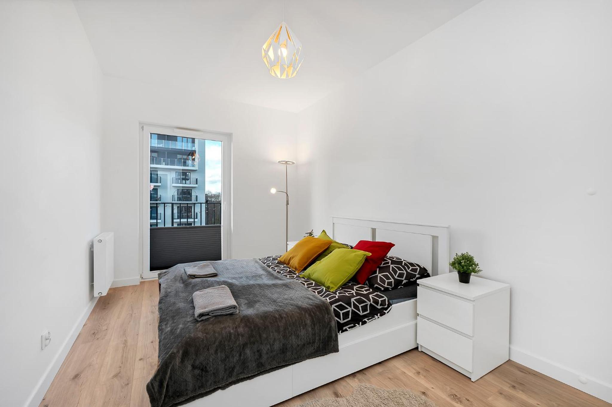 One-Bedroom Apartment - Photo 6