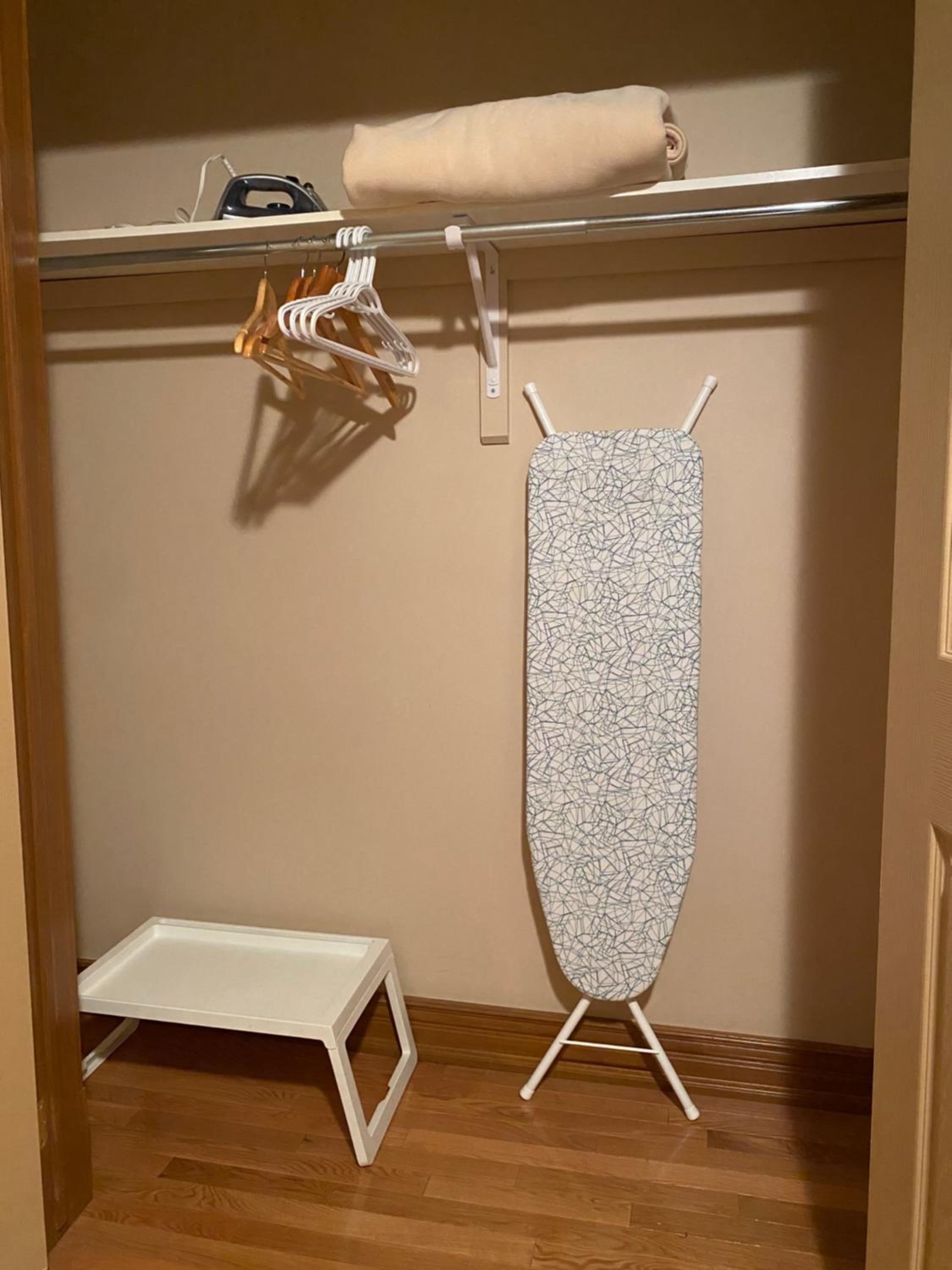 Standard Queen Room - Photo 9