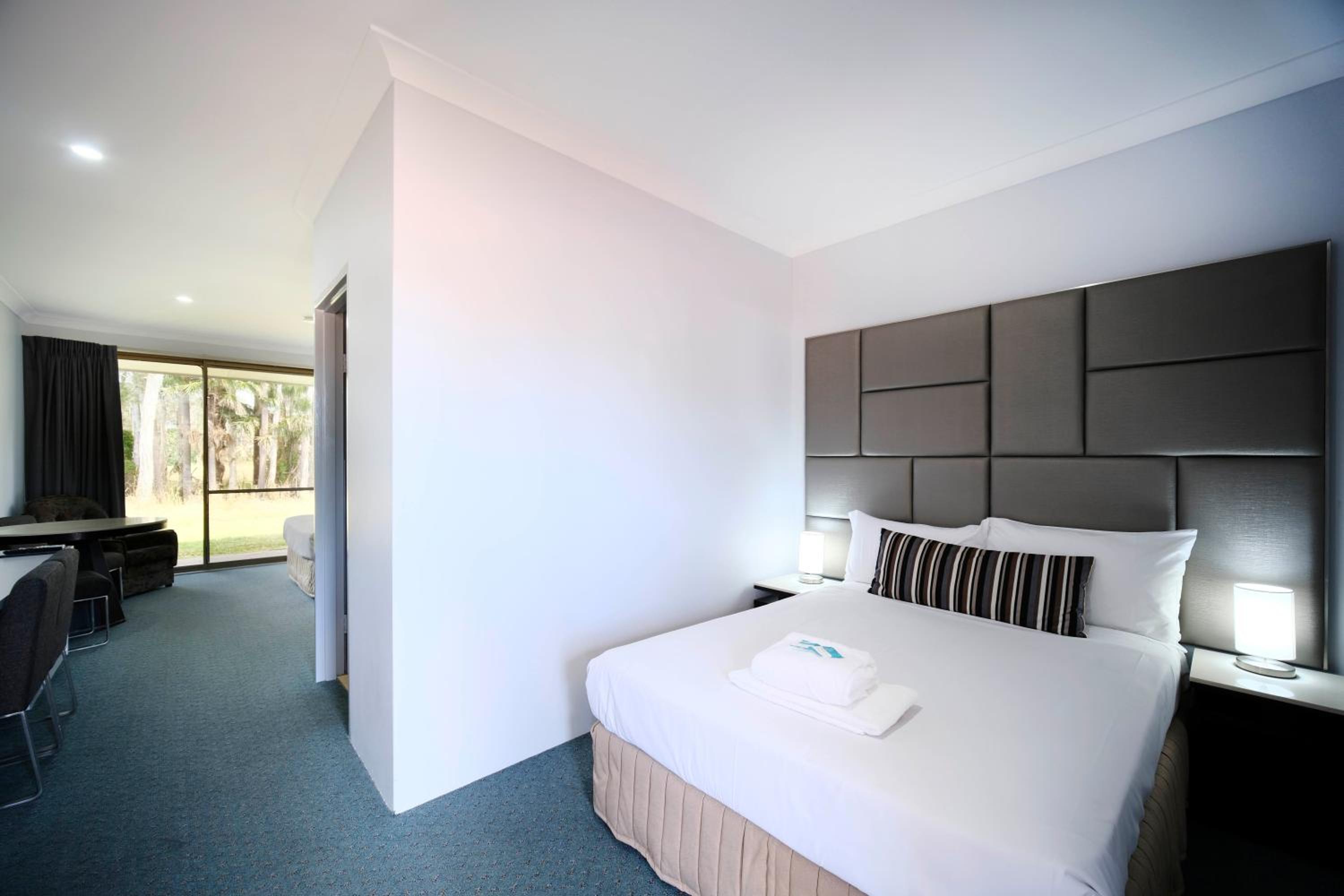 Superior Twin Room - Photo 4