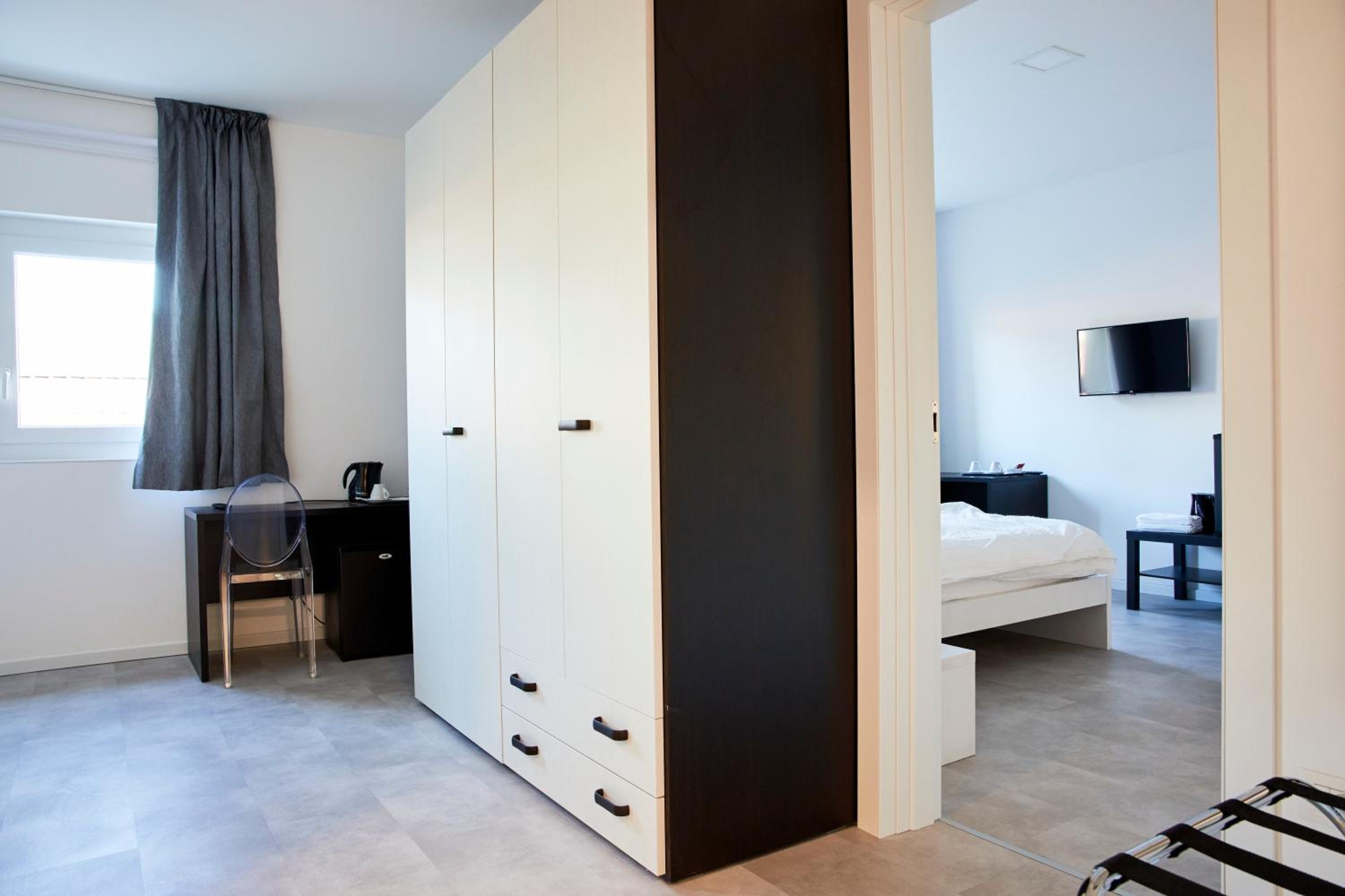 Two-Bedroom Suite photo 2