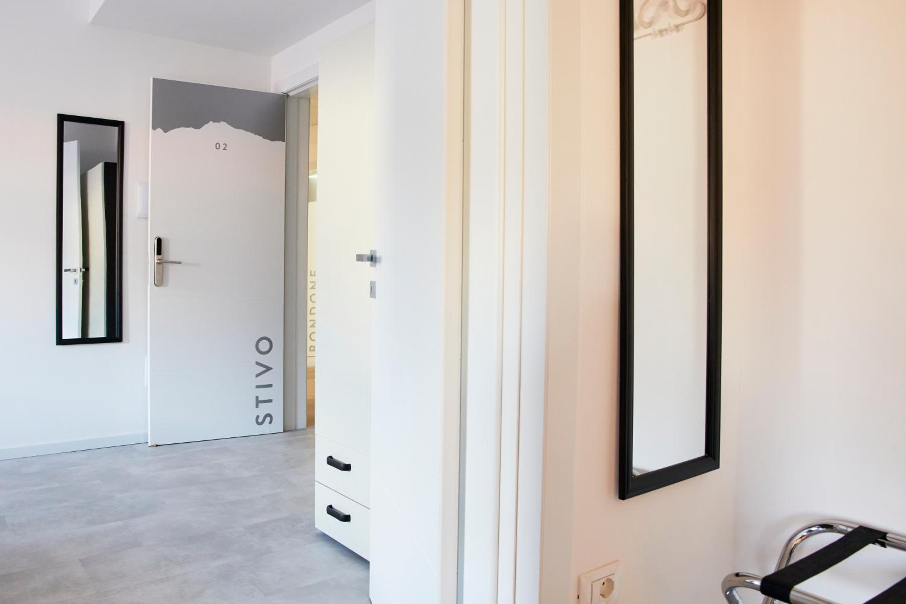 Two-Bedroom Suite photo 3