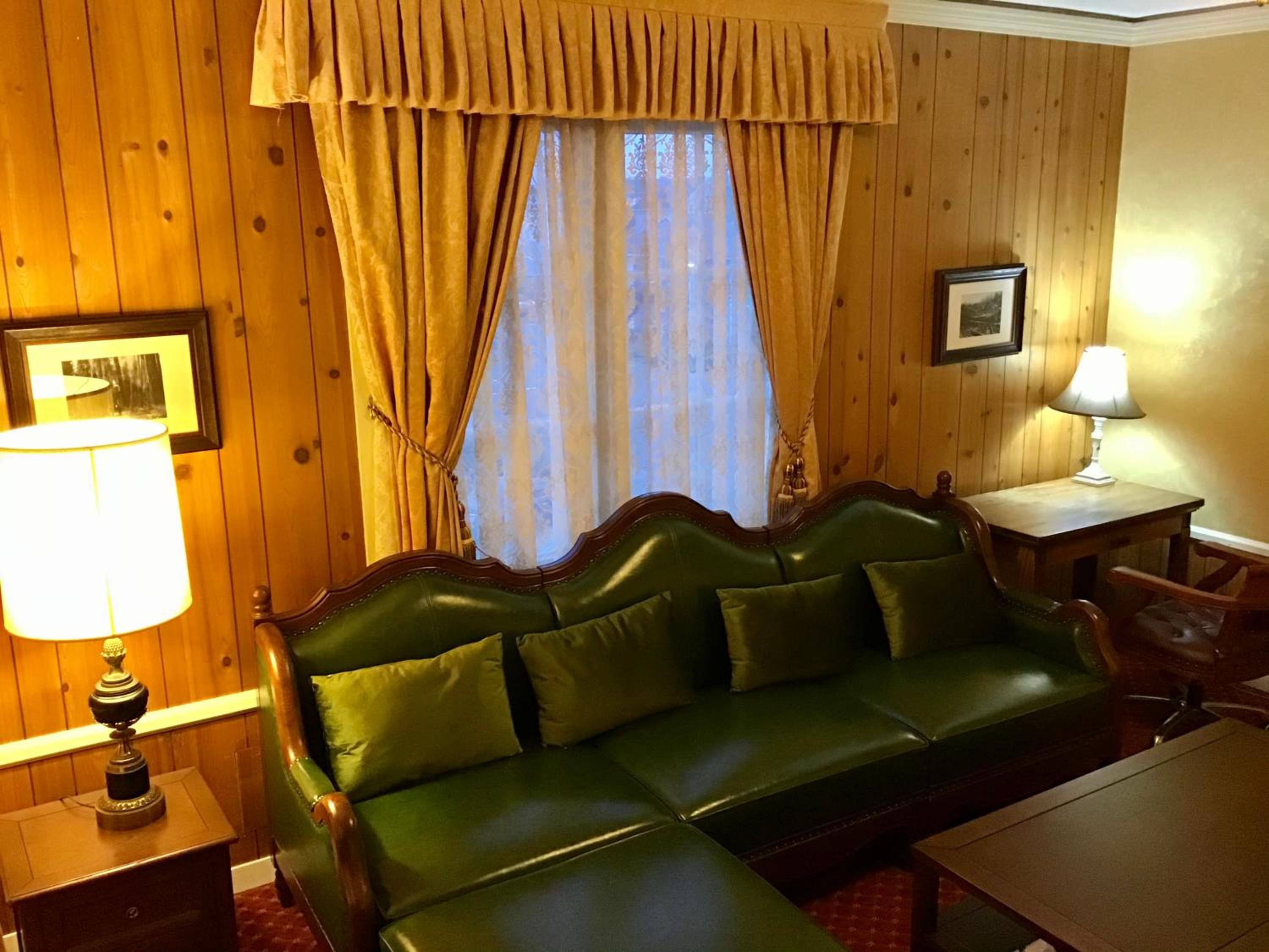Presidential Suite - Non-Smoking
