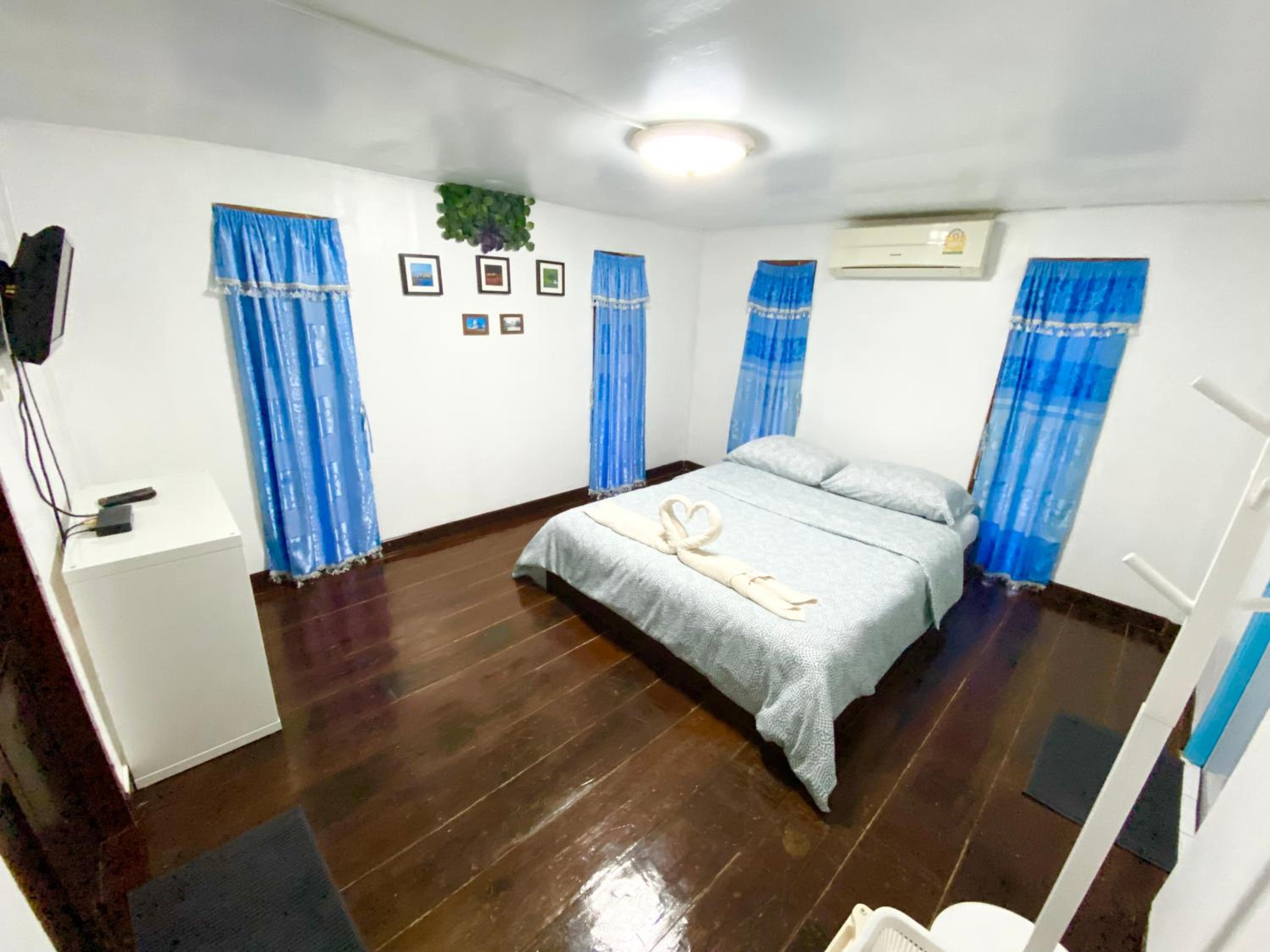 Standard Double Room - Photo 5