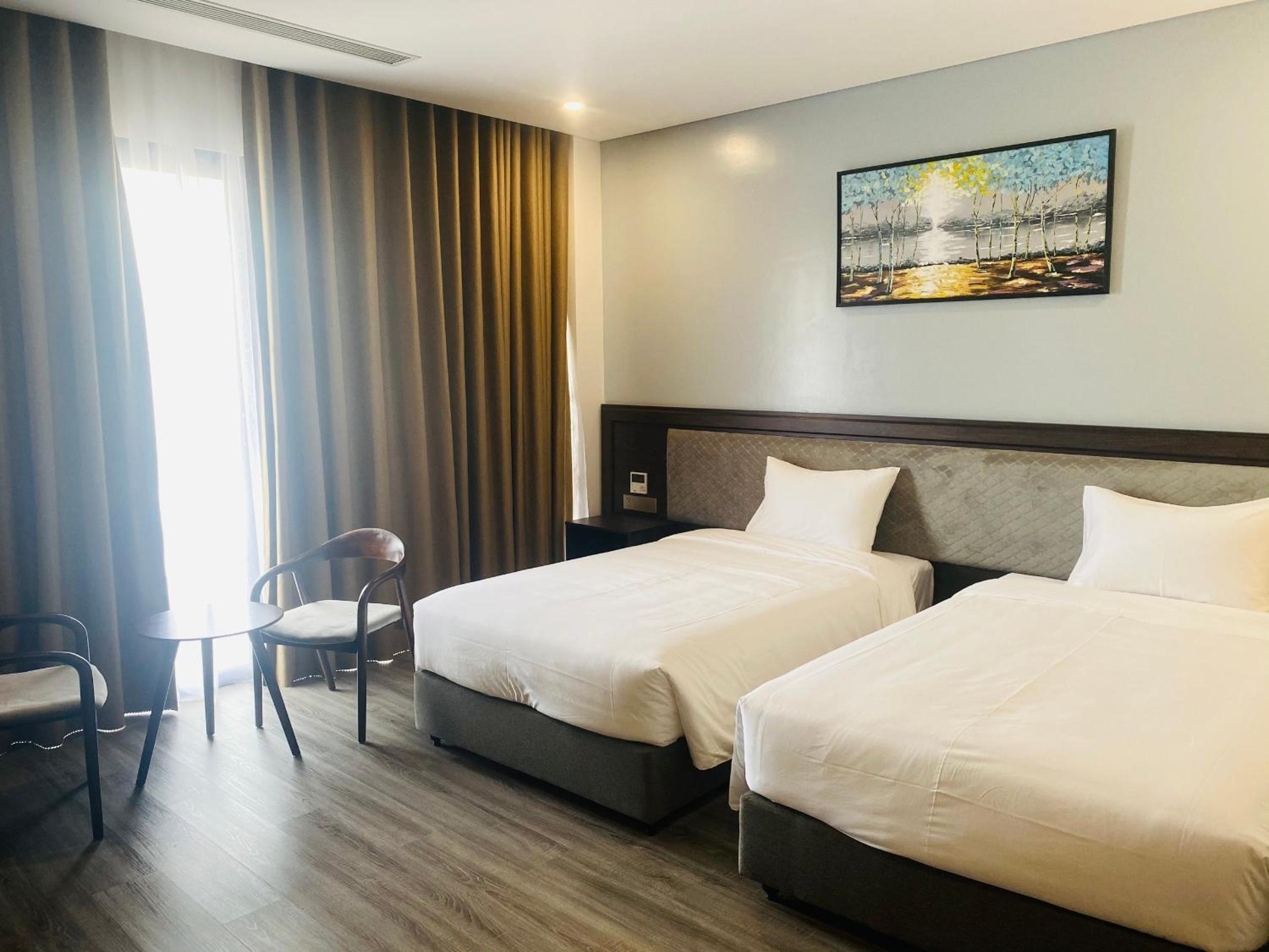Standard Twin Room photo 3