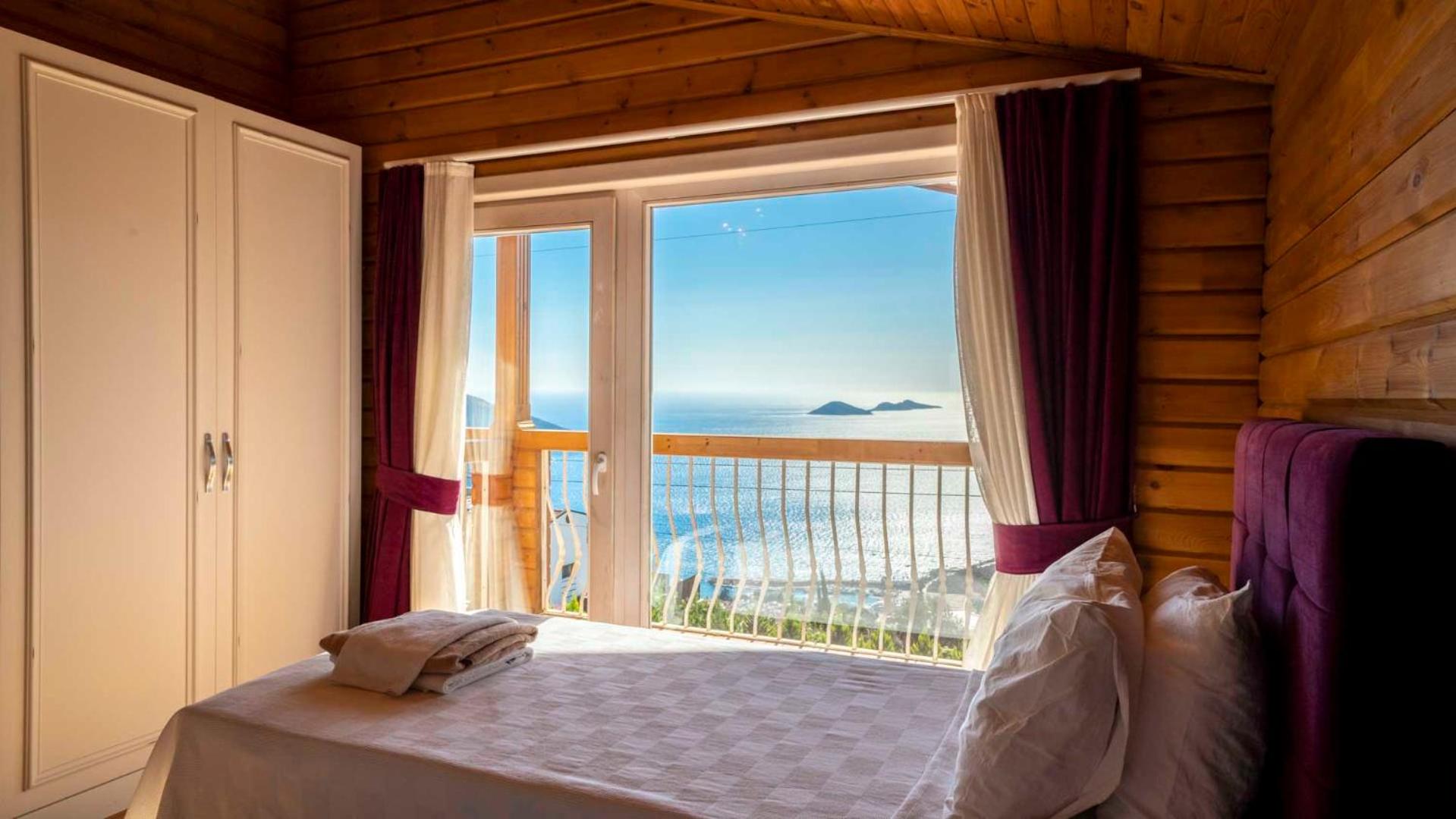 Villa With Sea View photo 2