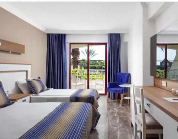 Deluxe Triple Room photo 1