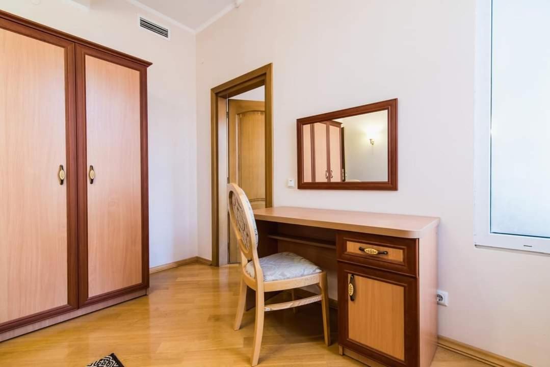 Large Double or Twin Room photo 2