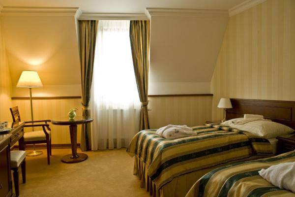 Classic Twin Room - Disability Access photo 1
