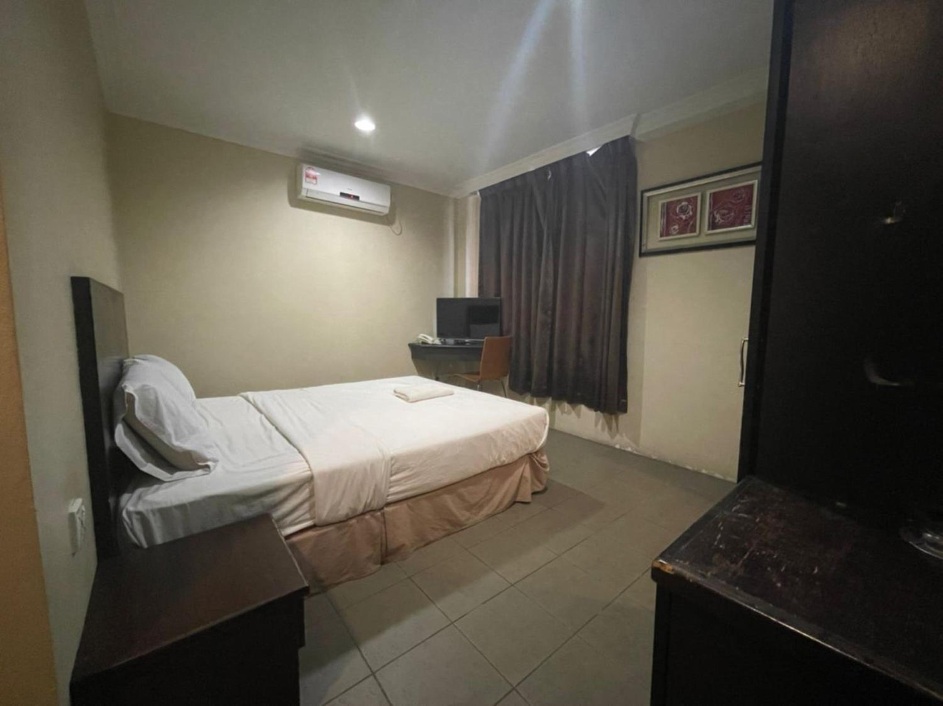 Deluxe Queen Room photo 2