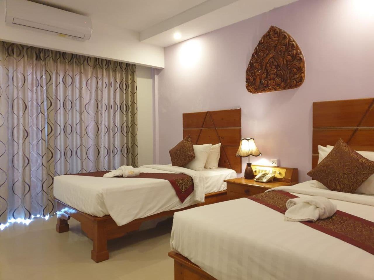 Deluxe Twin Room - Photo 3