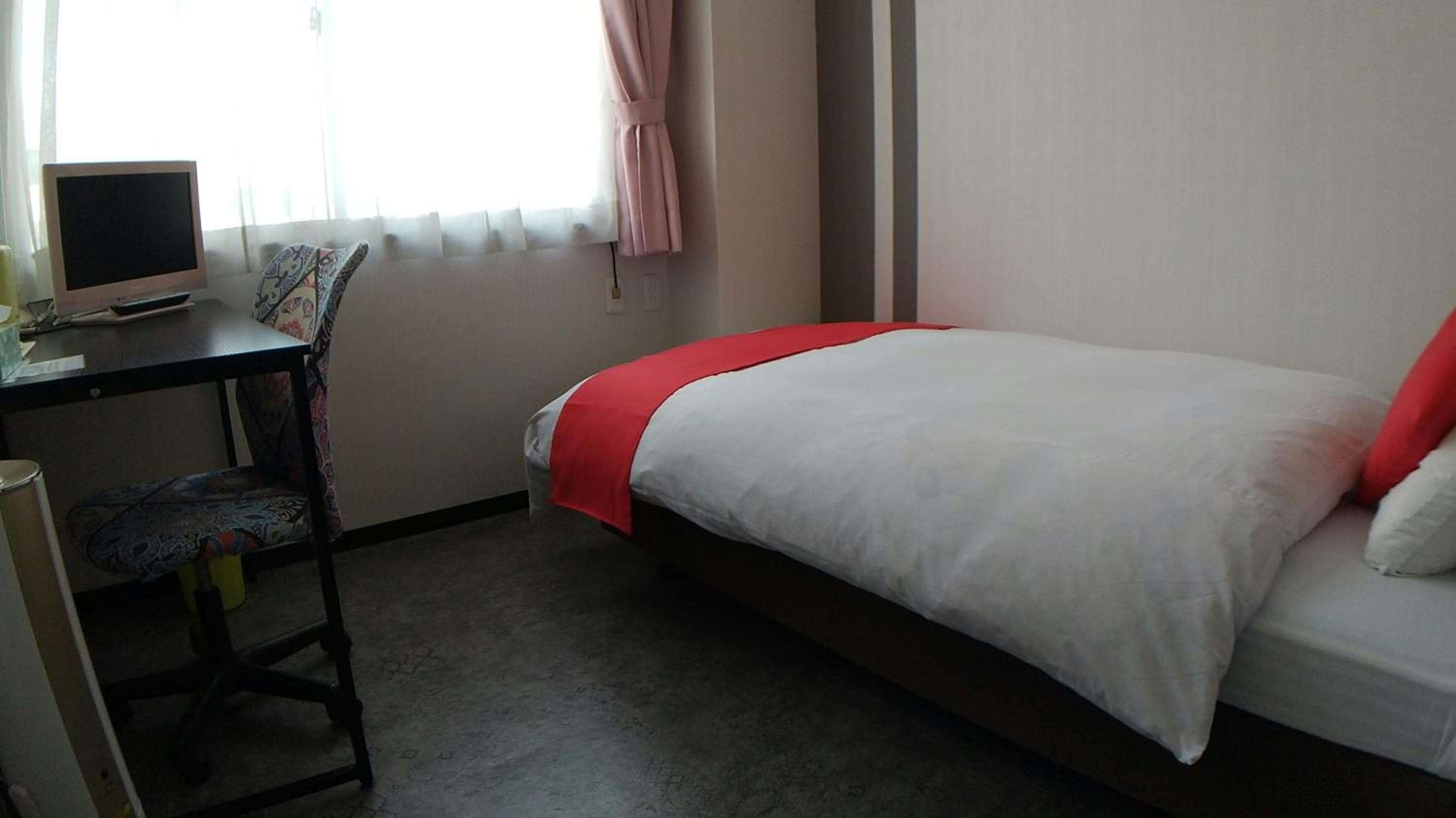 Single Room Nonsmoking