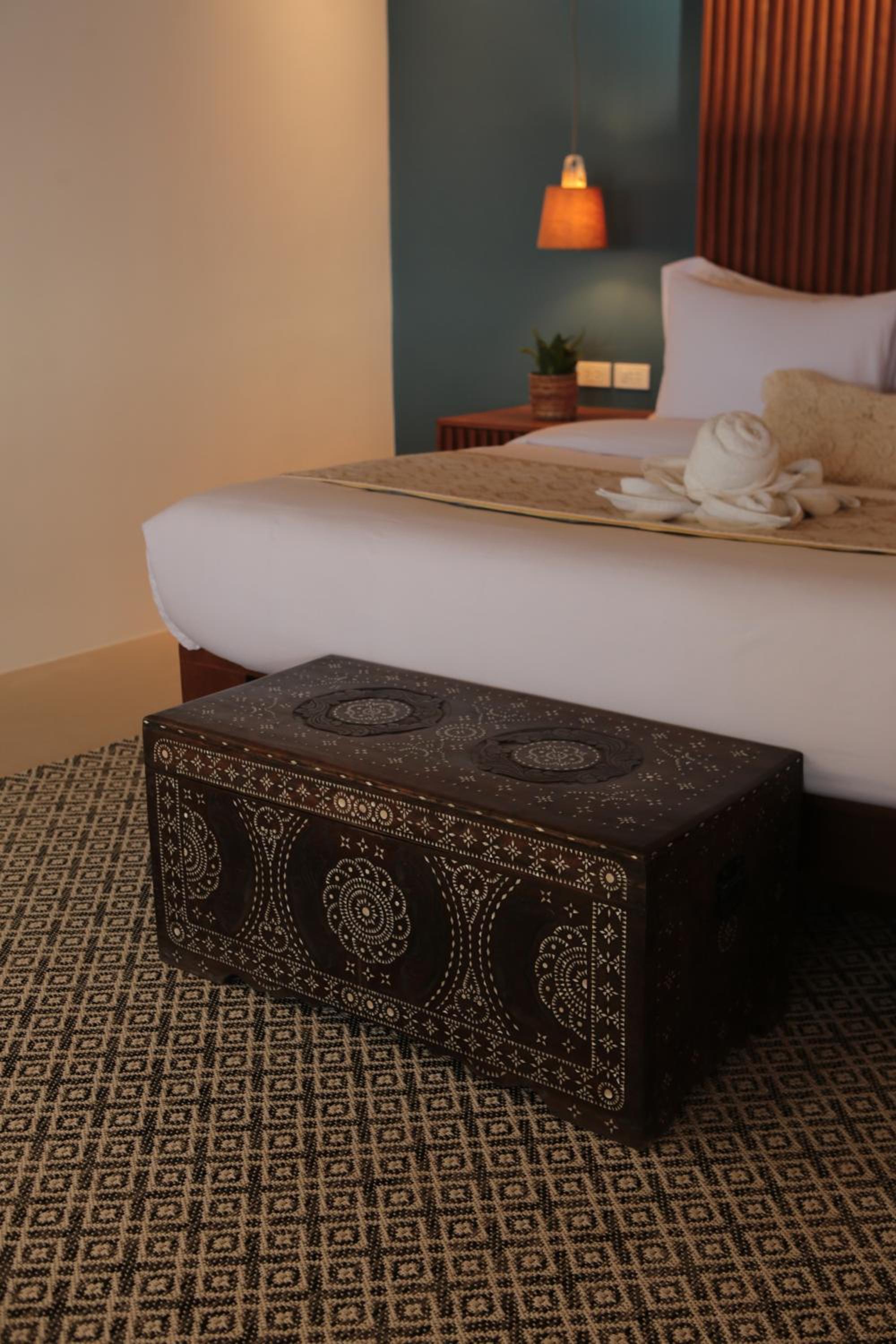 King Suite with Sea View - Photo 1