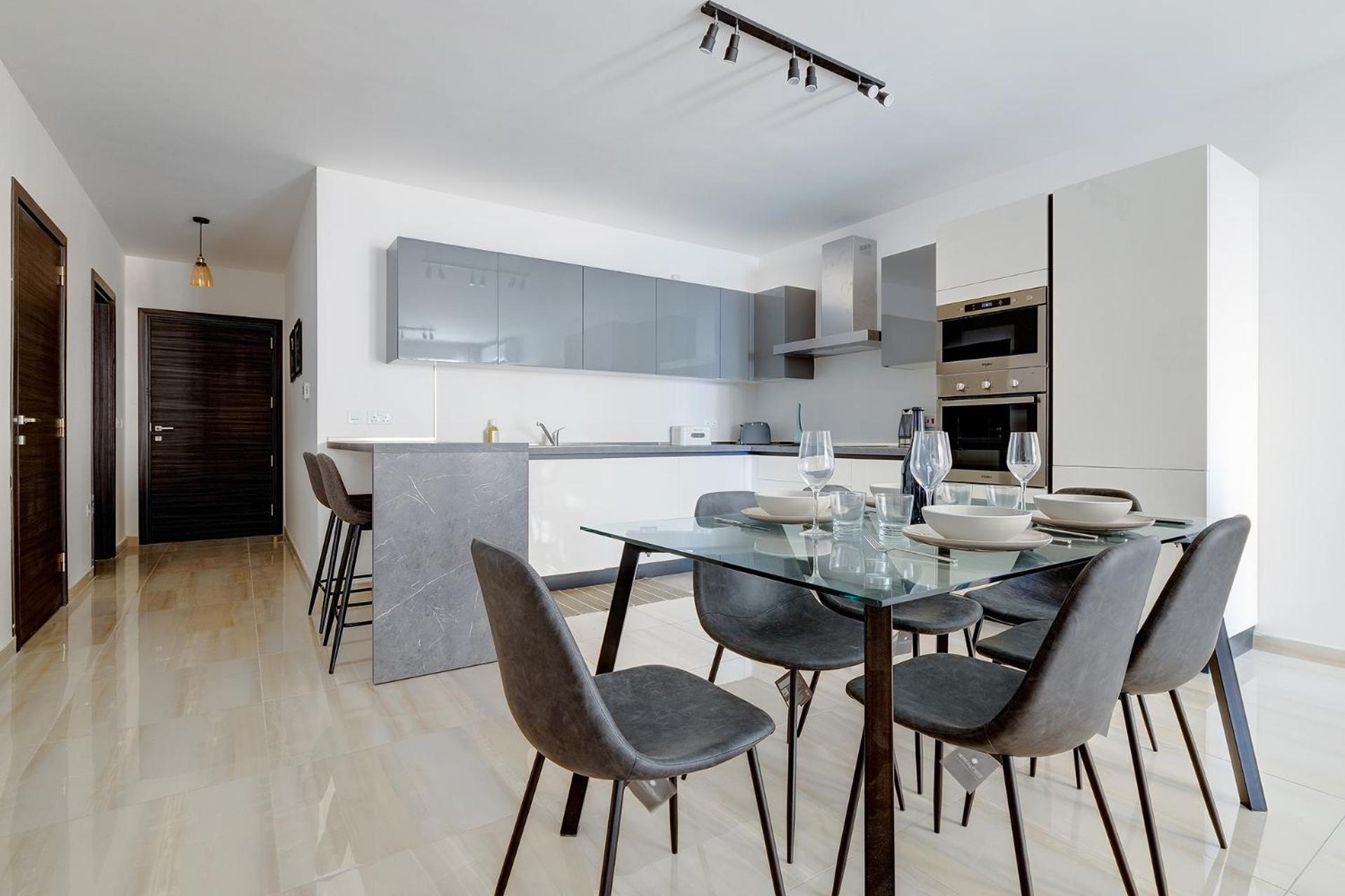 Two-Bedroom Apartment - Photo 22