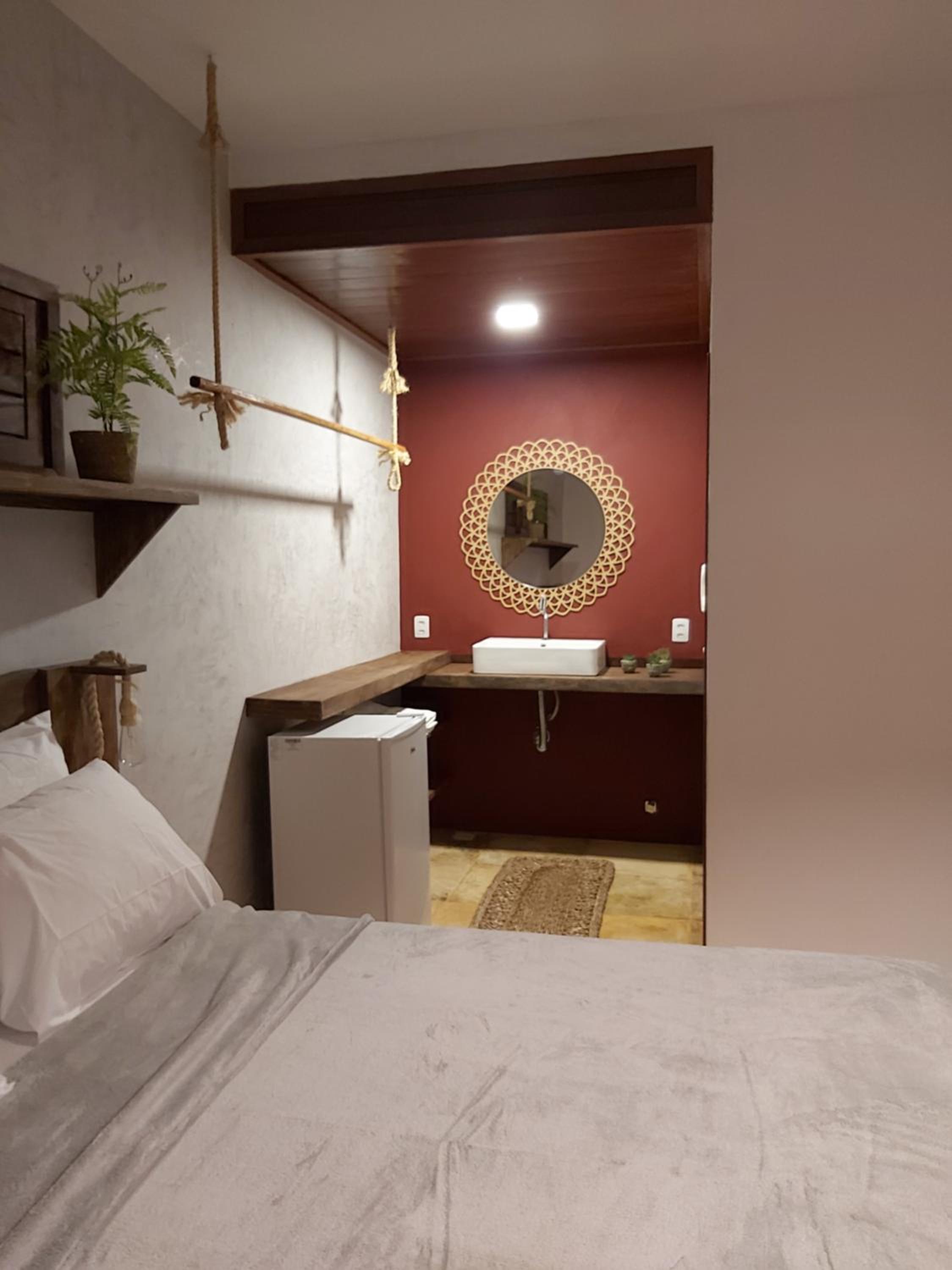 Deluxe Room - Photo 20