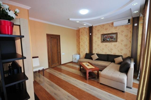 One-Bedroom Suite