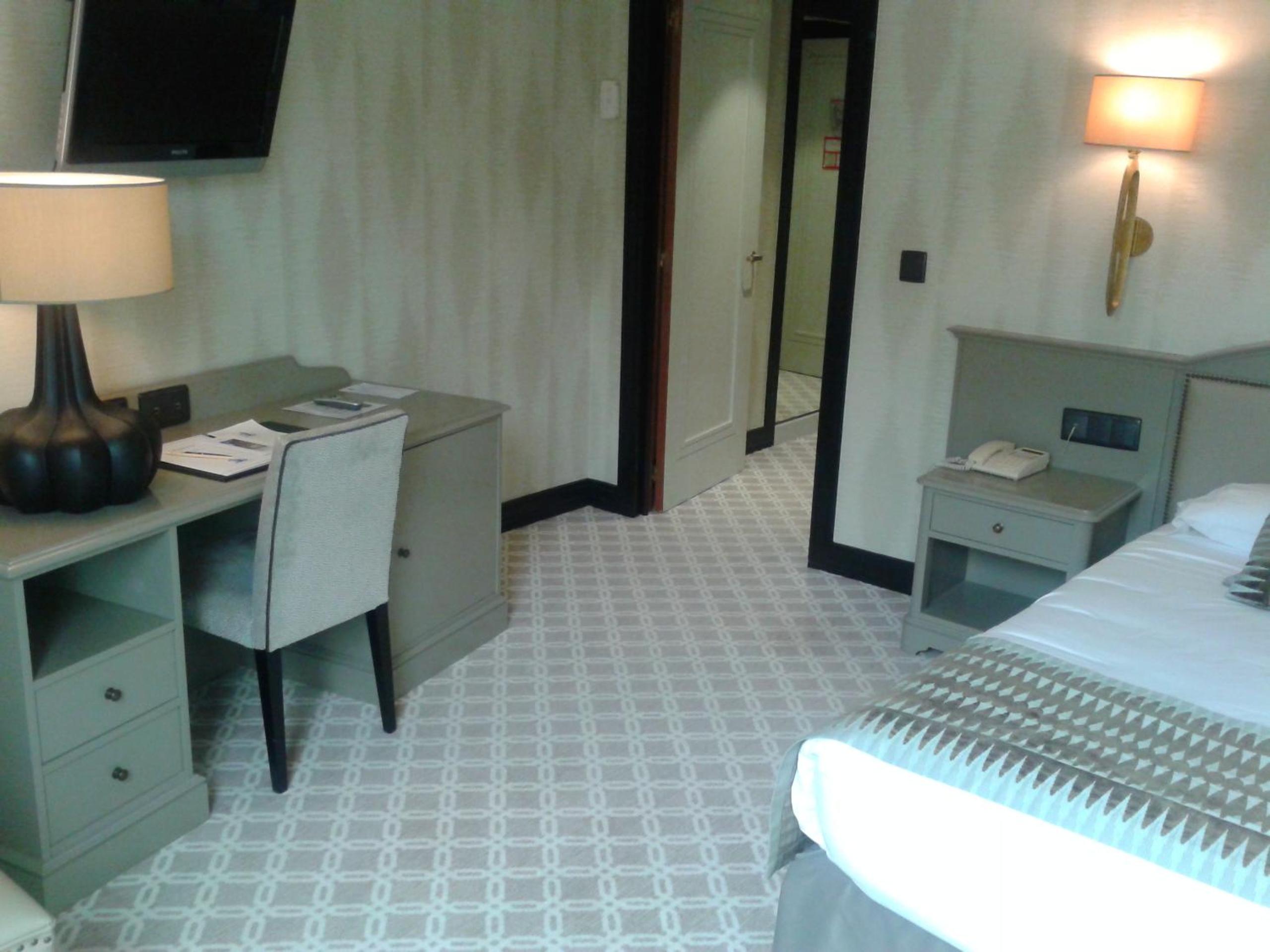 Single Room - Photo 10