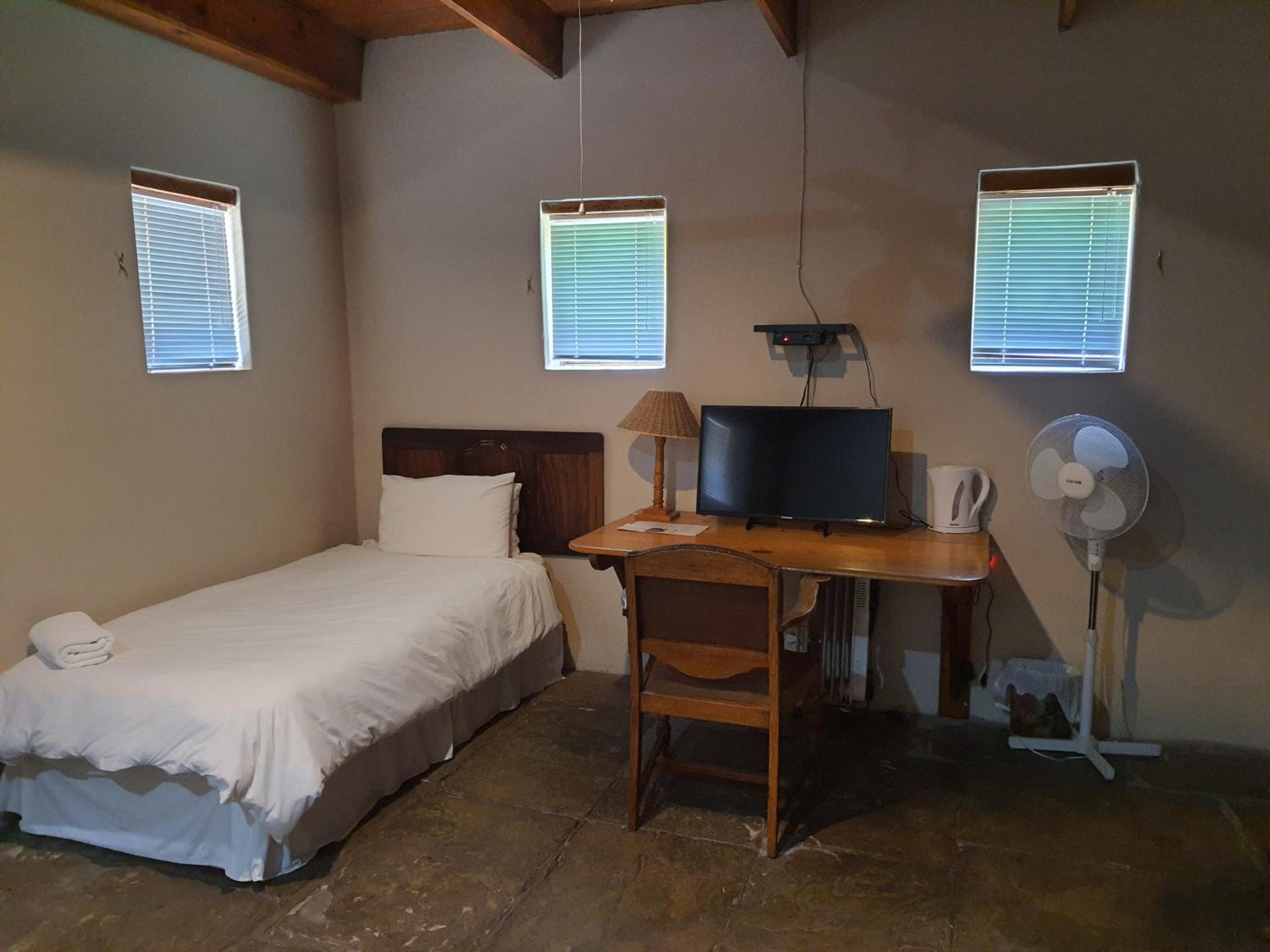 Deluxe Double Room (3 Adults)  - Photo 5