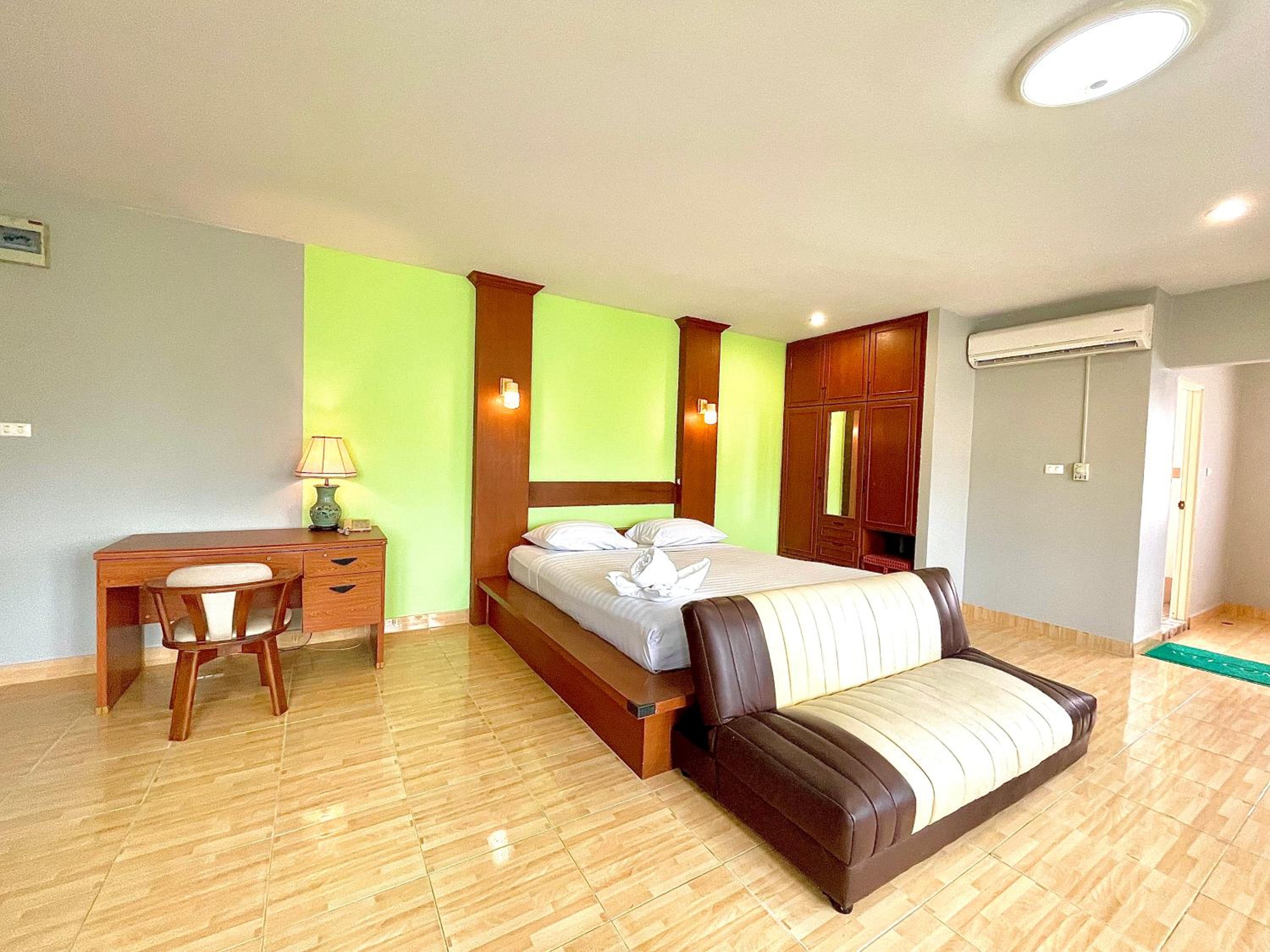 Superior Double or Twin Room photo 2
