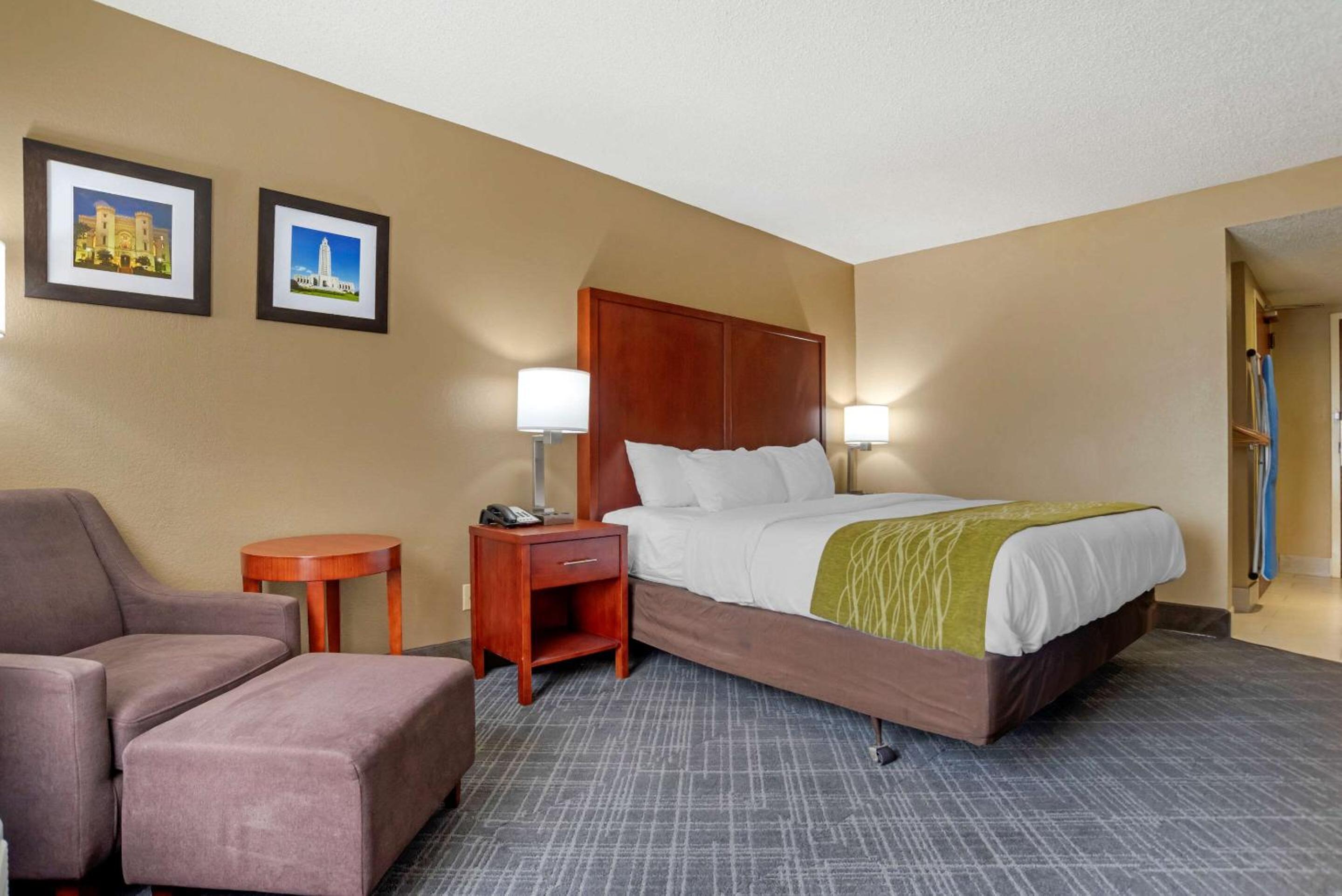 King Room - Disability Access - Non-Smoking - Photo 2