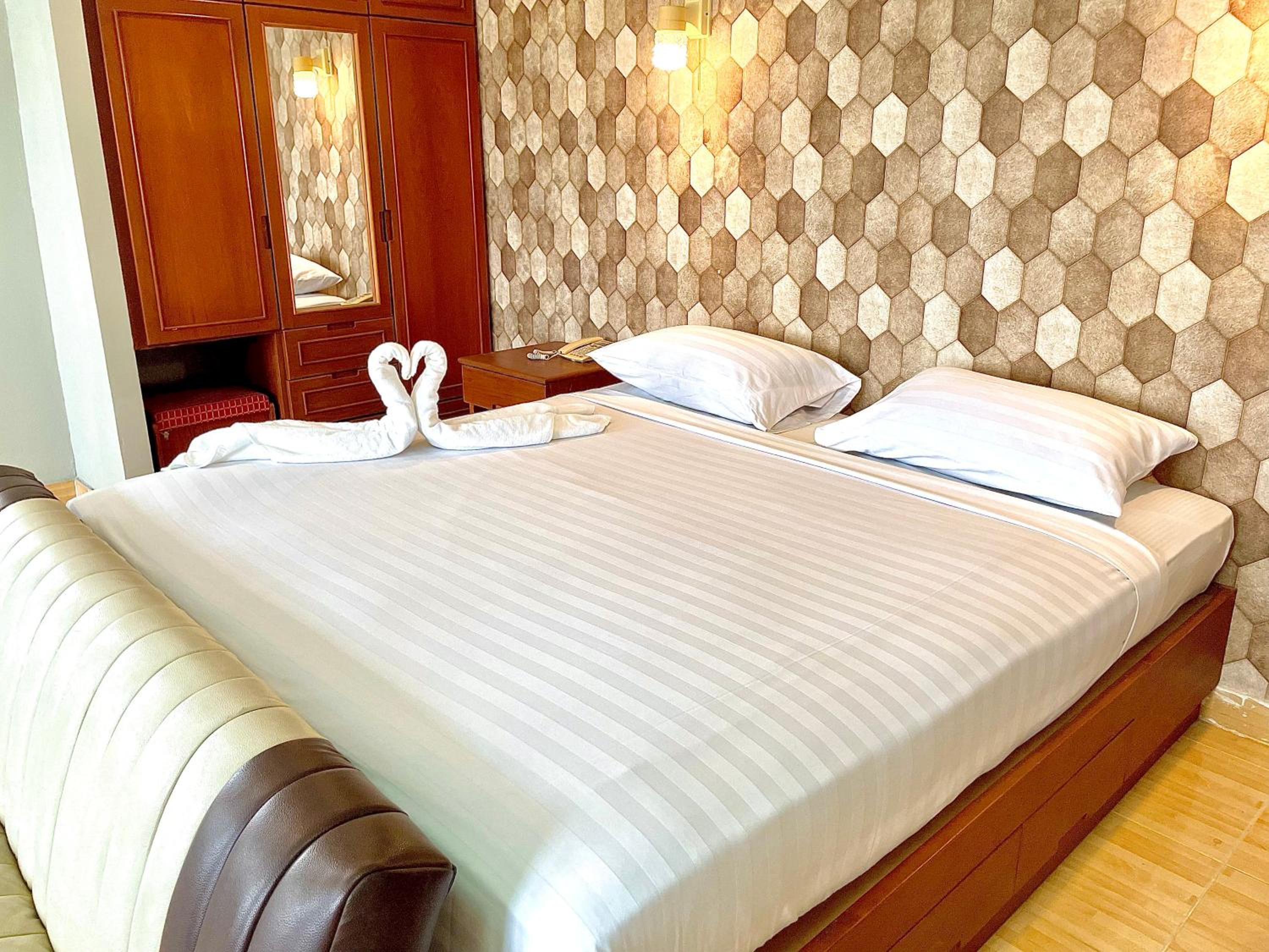 Superior Triple Room - Photo 15