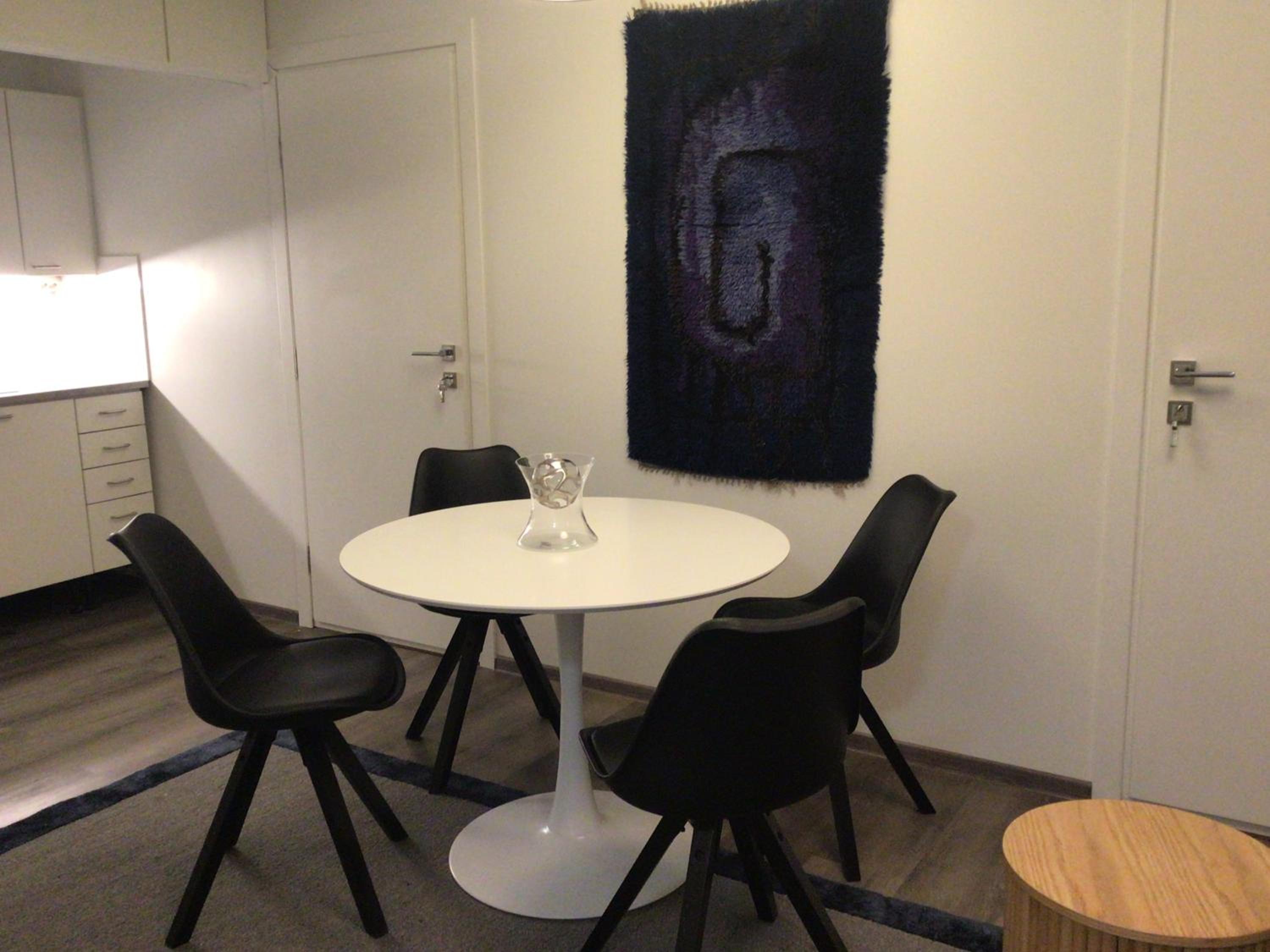 Two-Bedroom Apartment - Photo 15