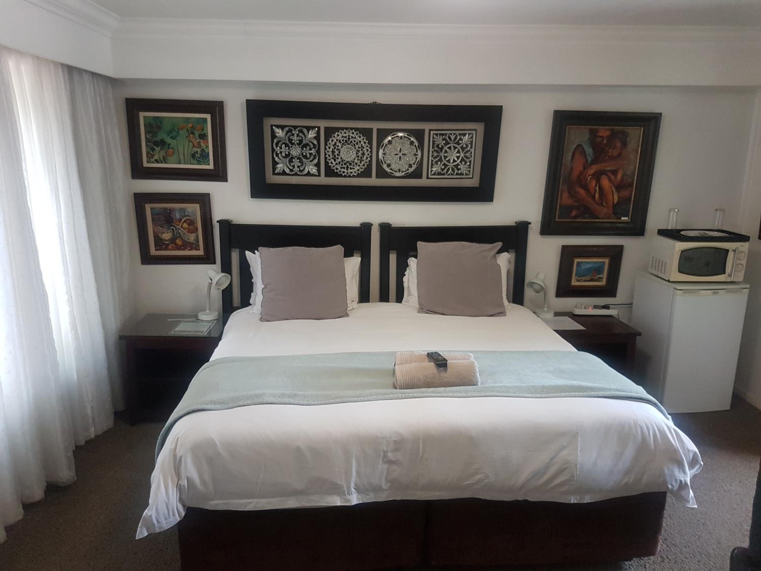 Standard Twin Room photo 3